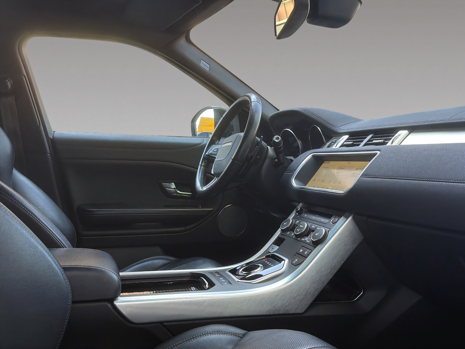 LAND ROVER Range Rover Evoque 2.0 Si4 SE Dynamic-image-11