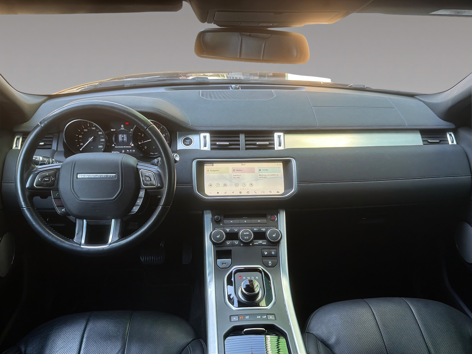 LAND ROVER Range Rover Evoque 2.0 Si4 SE Dynamic-image-8