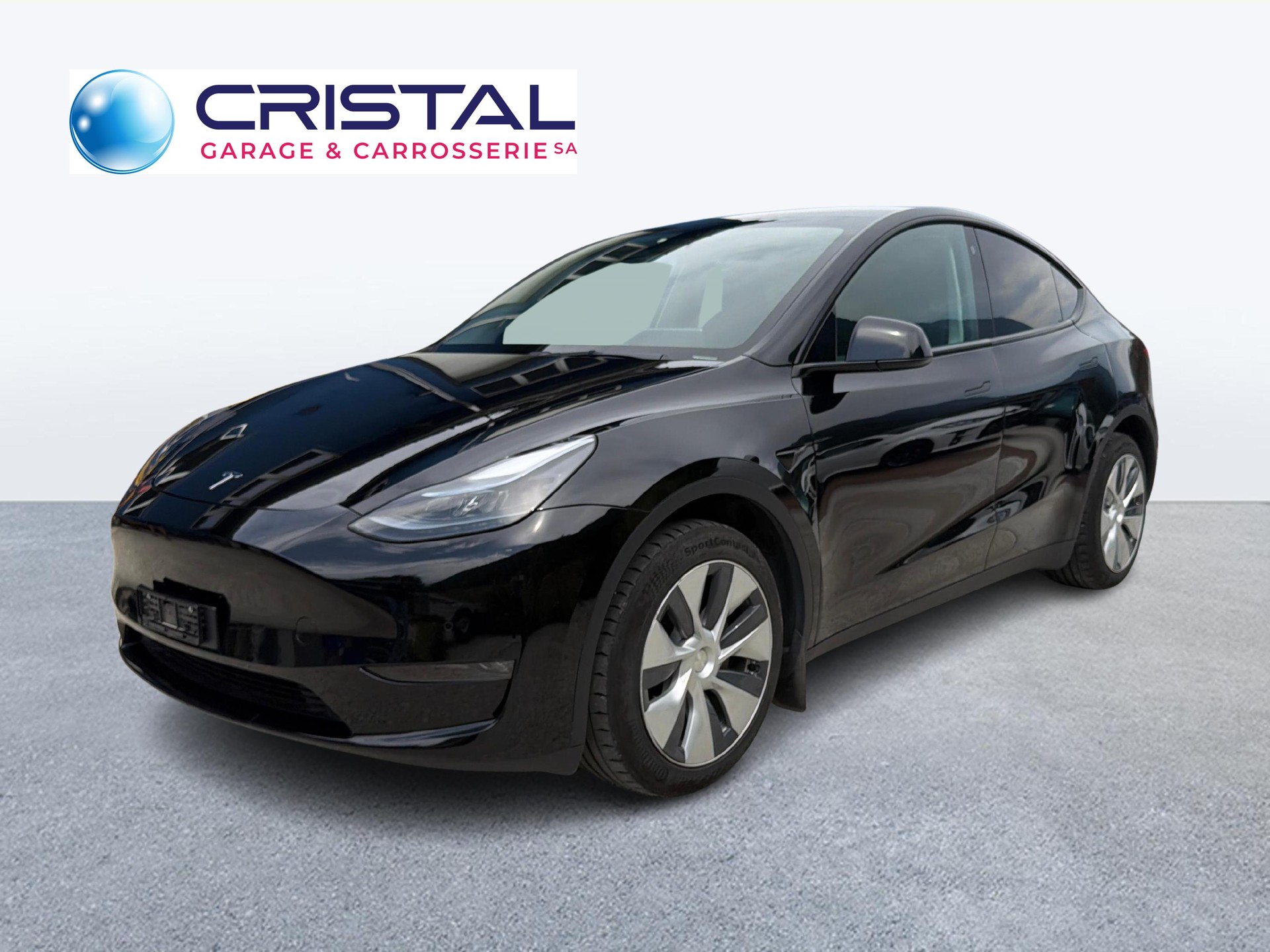 TESLA Model Y Long Range AWD-image-0