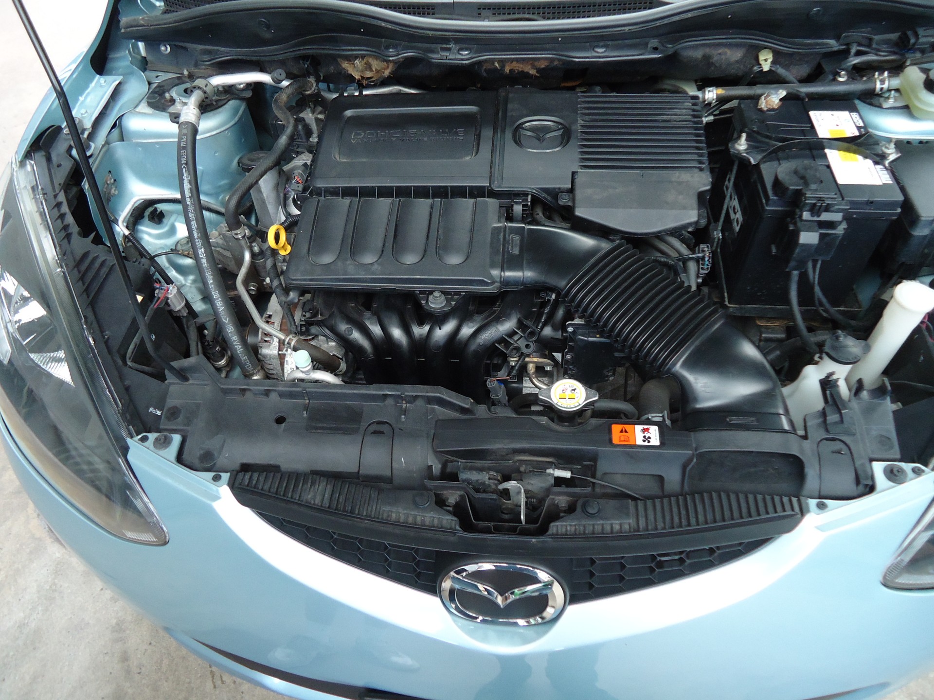 MAZDA 2 1.3i 16V Exclusive-image-8