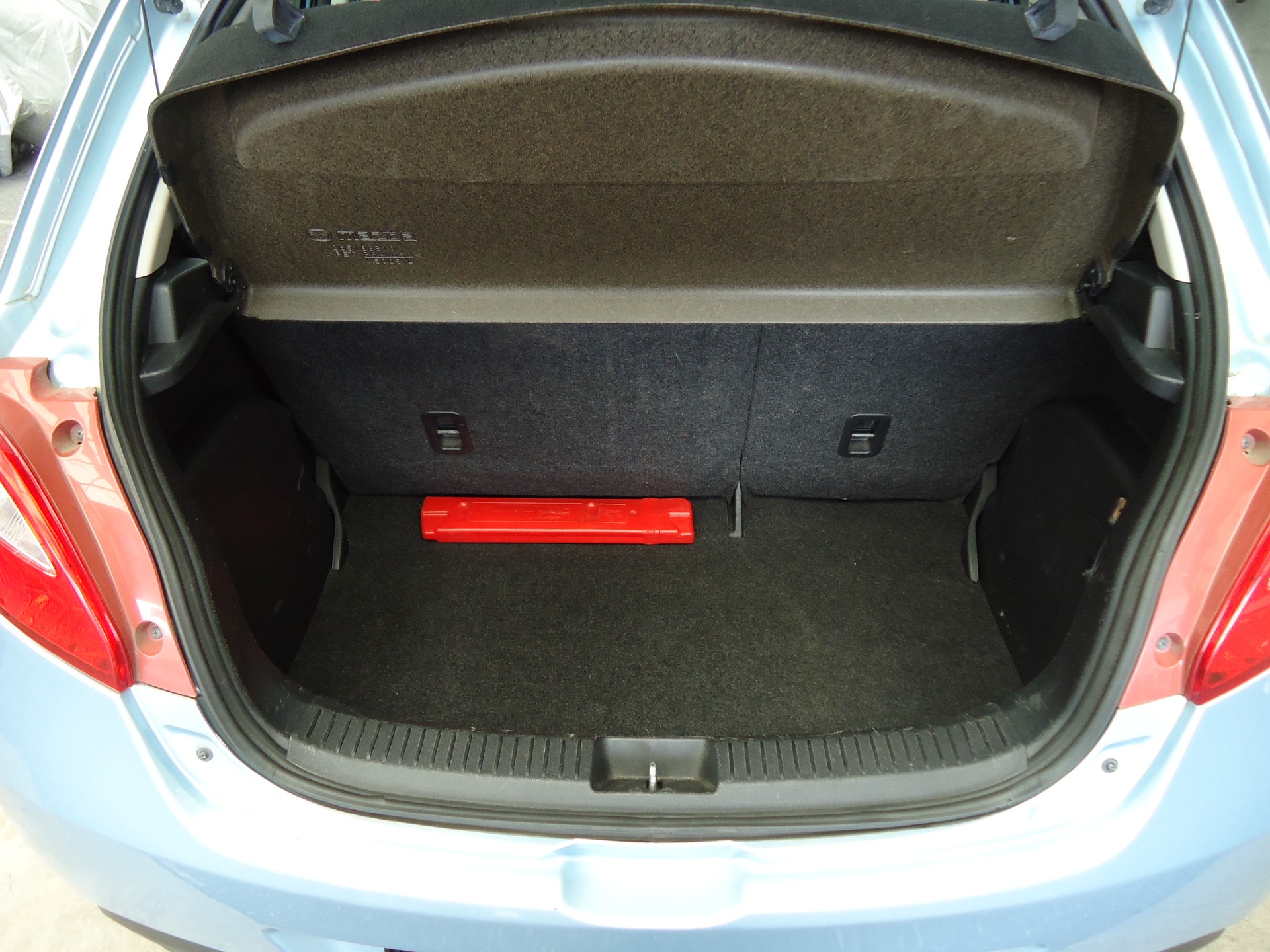 MAZDA 2 1.3i 16V Exclusive-image-6