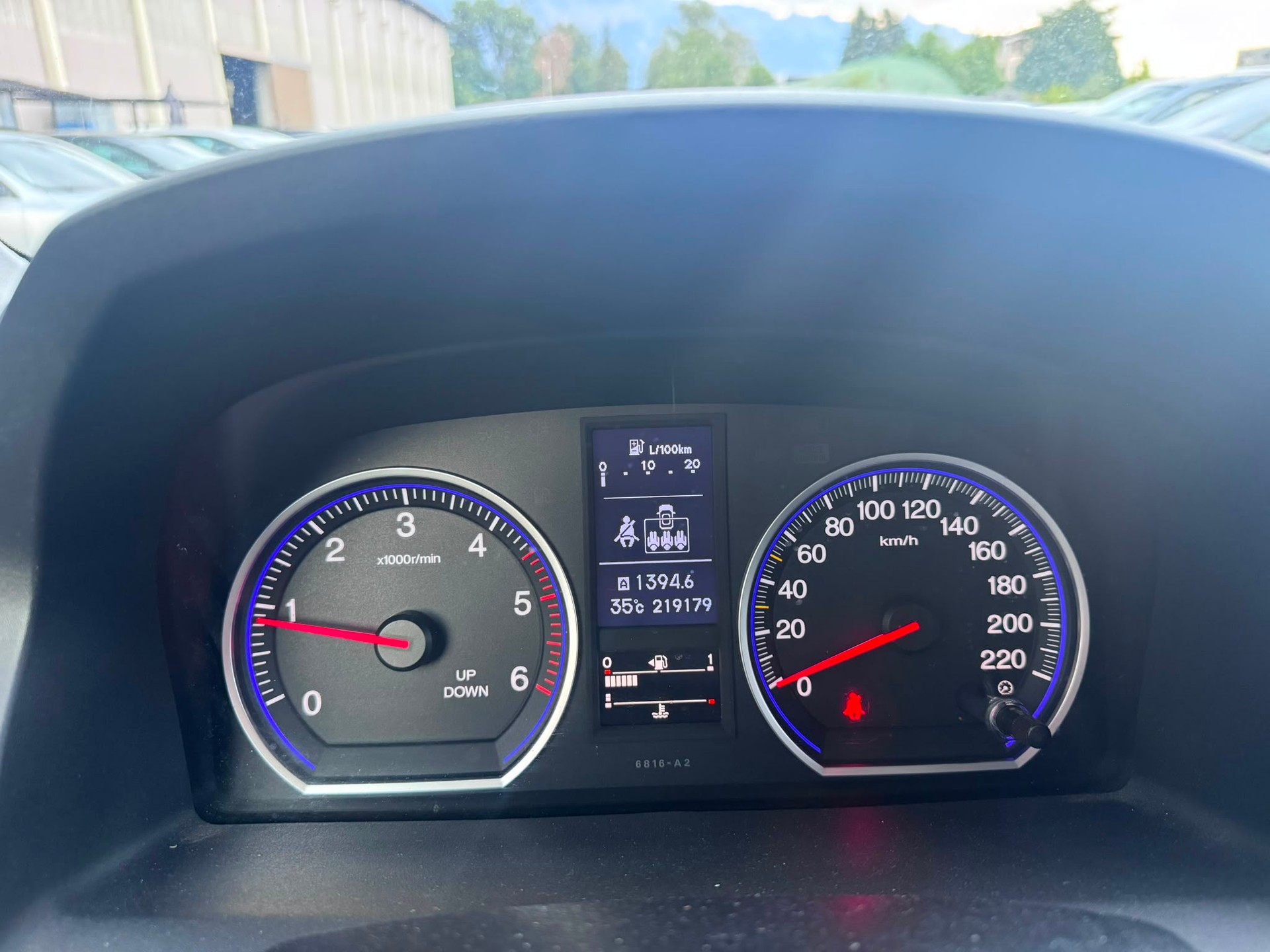 HONDA CR-V 2.2 i-DTEC 4WD Executive Plus-image-8