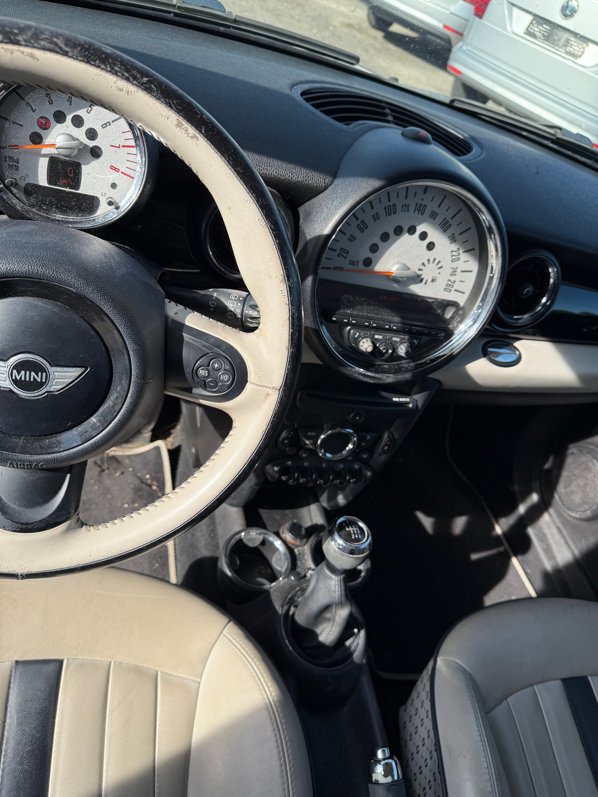 MINI Cooper-image-8