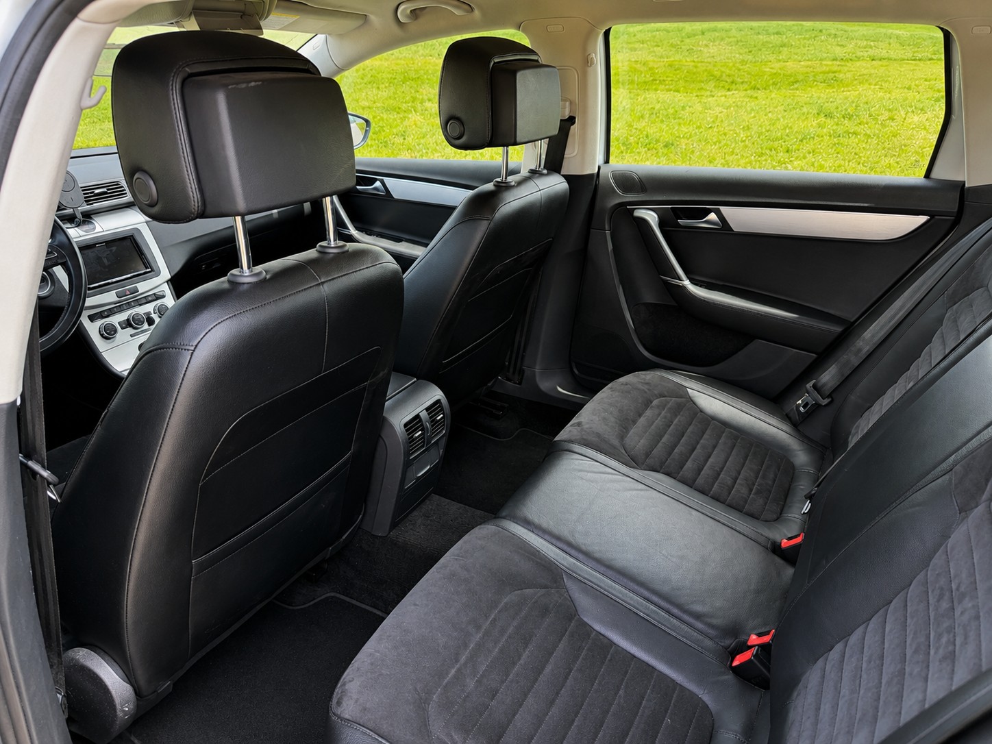 VW 2.0 TDI 170 BlueMT High.DSG 4m-image-7