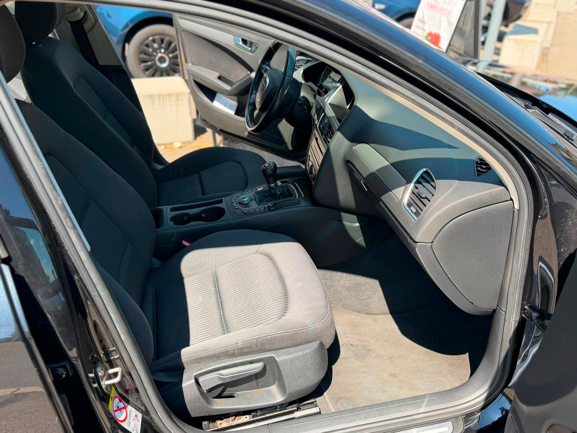 AUDI A4 Avant 1.8 TFSI Start-image-8
