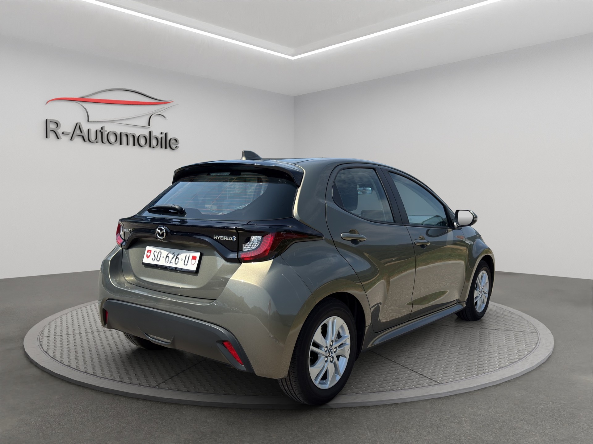 MAZDA 2 Hybrid-image-4