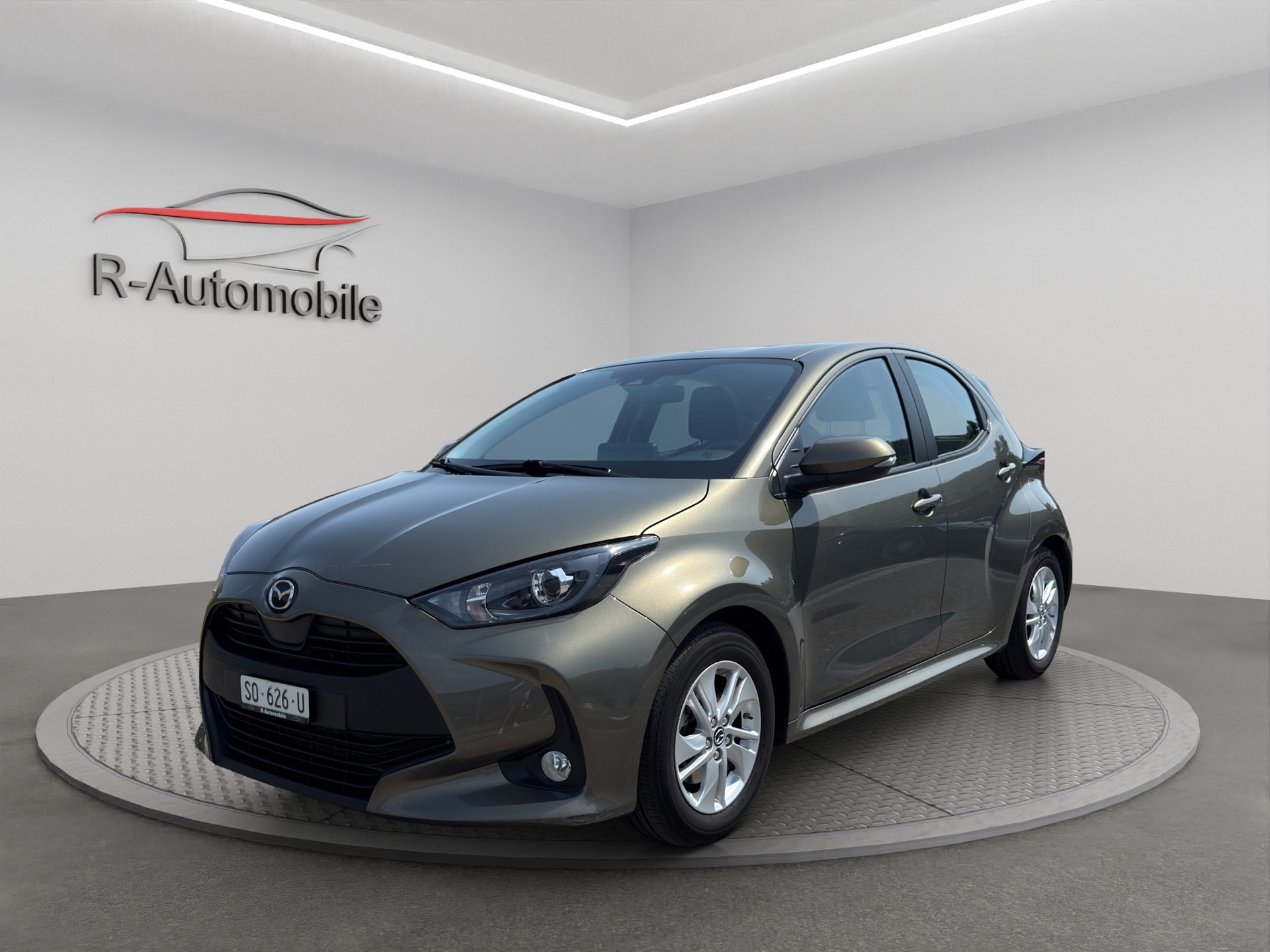 MAZDA 2 Hybrid-image-0