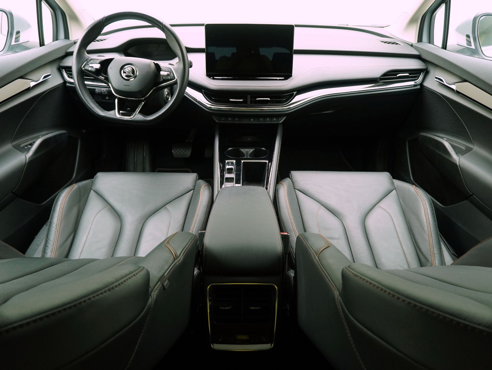 SKODA Enyaq iV 80 Suite-image-14