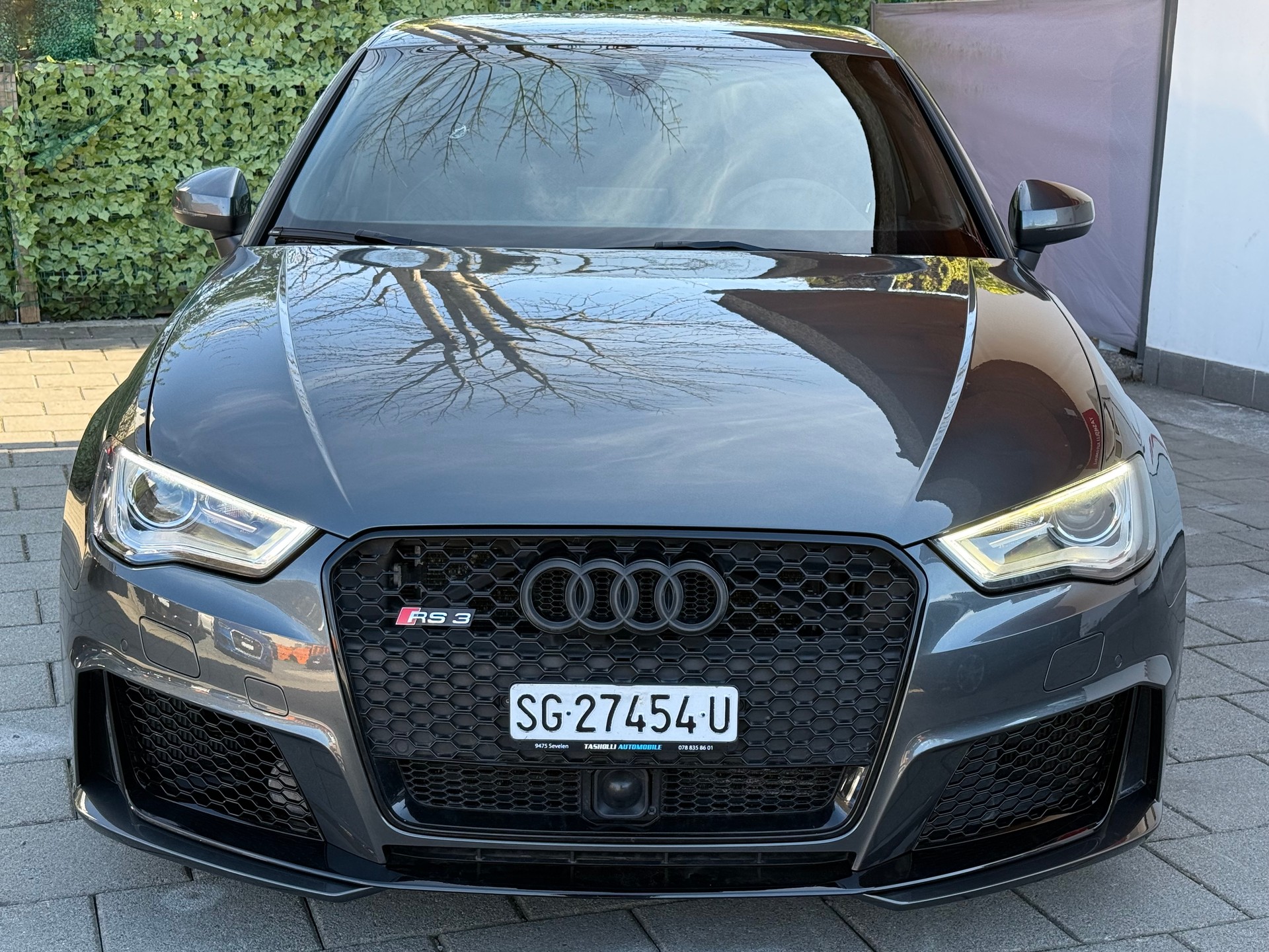 AUDI RS3 2.5 TSI quattro S-tronic-image-1