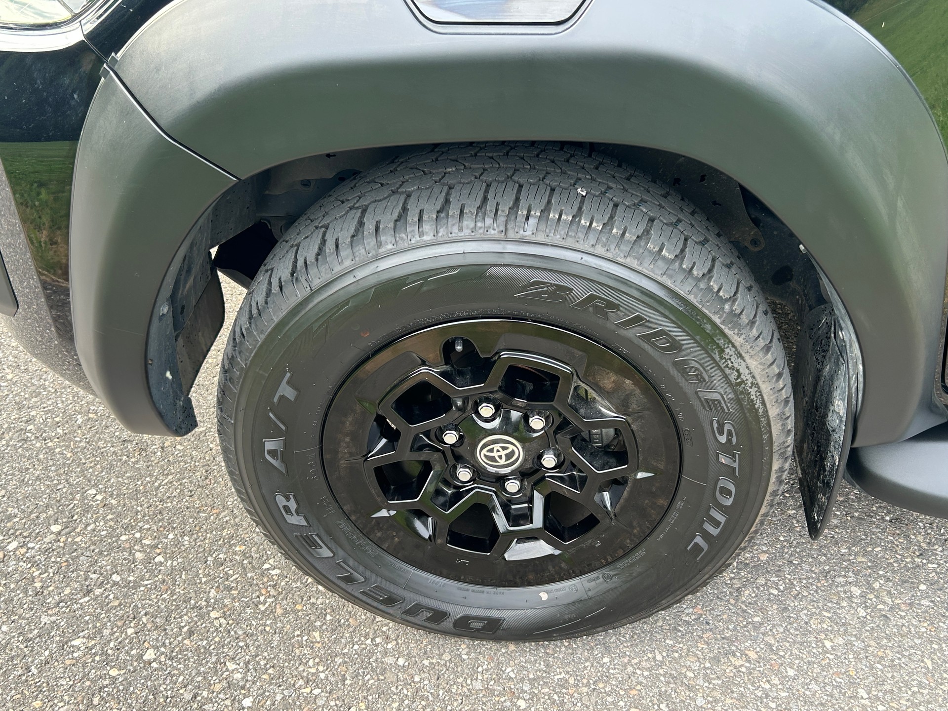 TOYOTA 2.8D GR Sport 230PS Double Cab 4x4 A-image-7