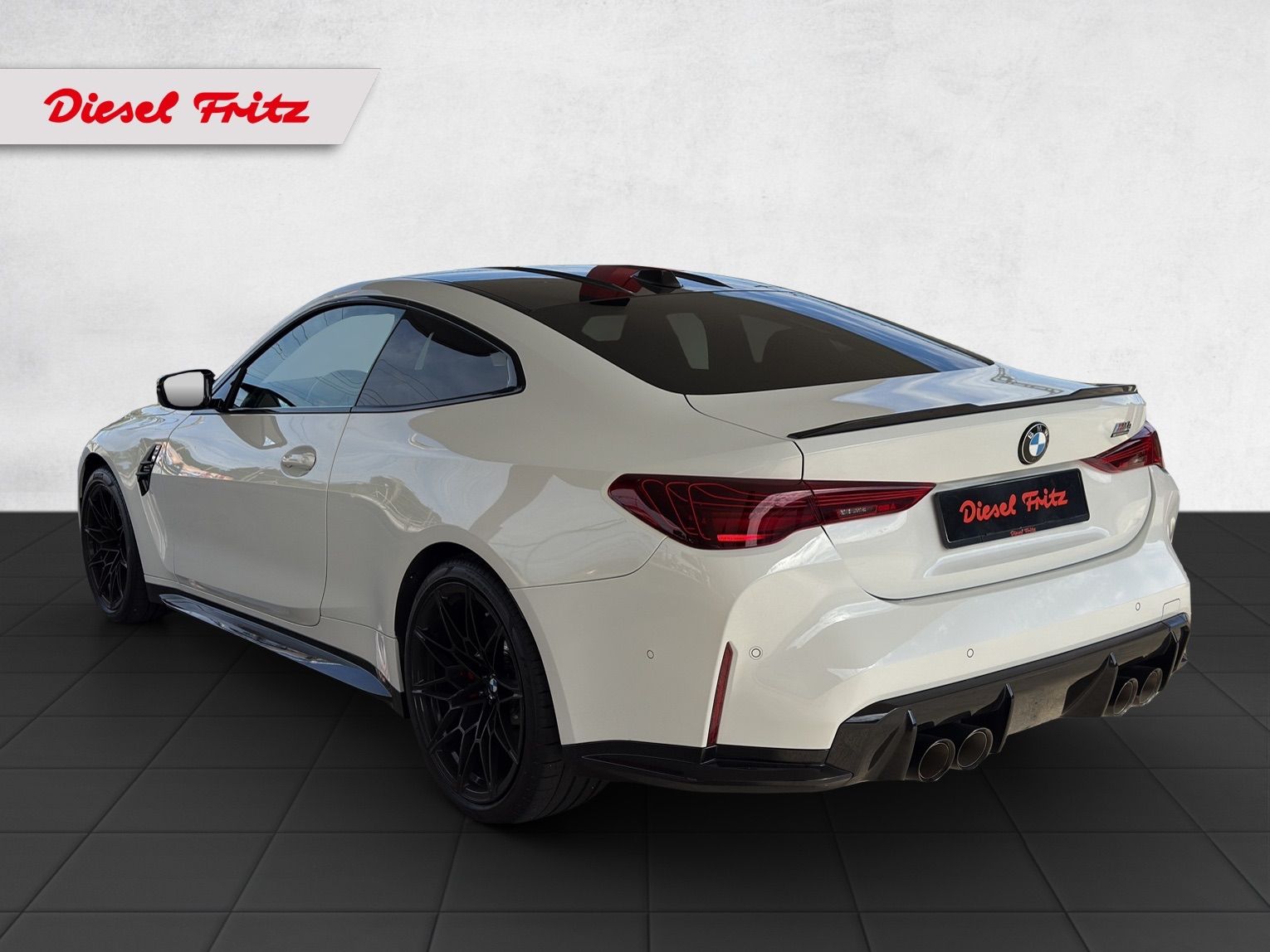 BMW M4 Coupé Competition M xDrive-image-2