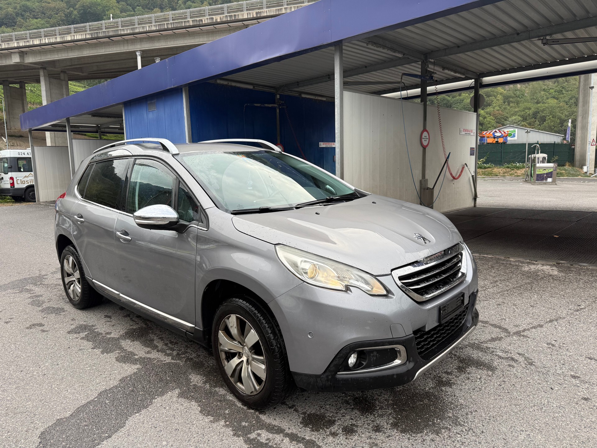 PEUGEOT 2008 1.6 e-HDi Active EGS6-image-1