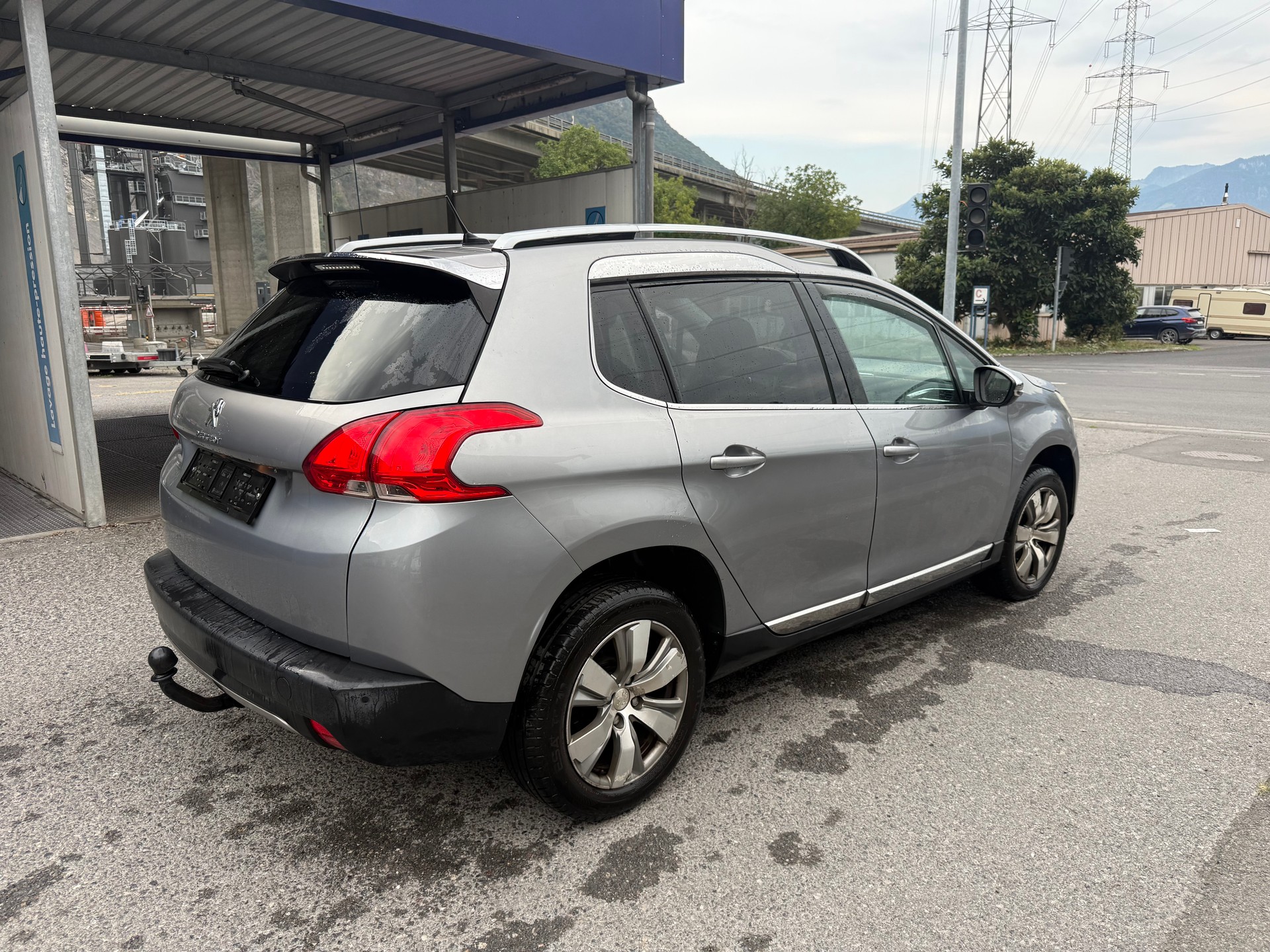 PEUGEOT 2008 1.6 e-HDi Active EGS6-image-2