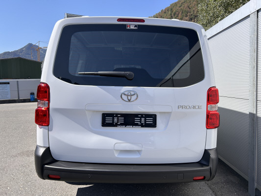 TOYOTA Proace 2.2D Panel L Activ-image-4