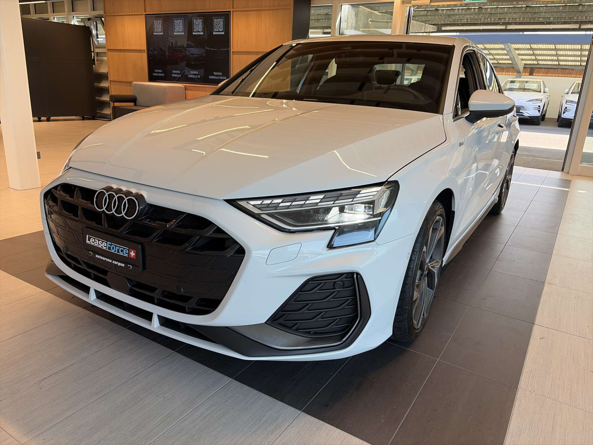 AUDI A3 Limousine 35 TFSi S-Line S-Tronic Automat-image-0