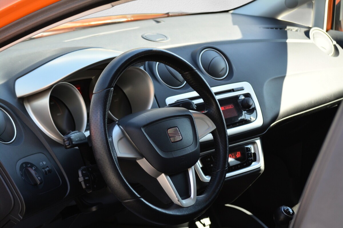 SEAT Ibiza 1.9 TDI Sport-image-7