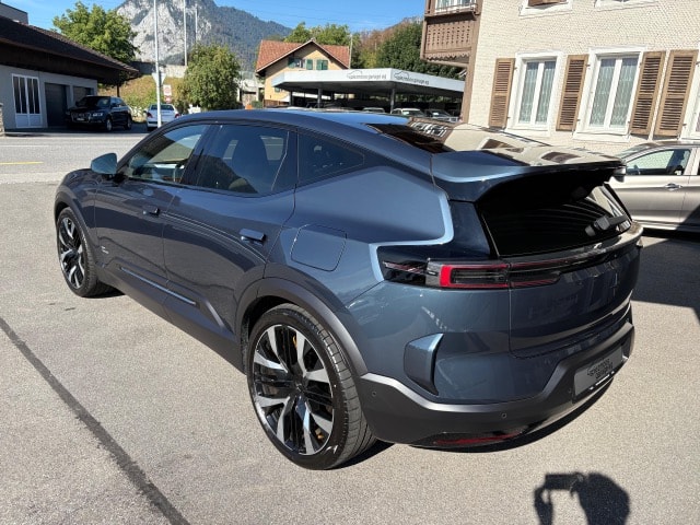 POLESTAR 3 Long Range Dual Motor Performance-image-1