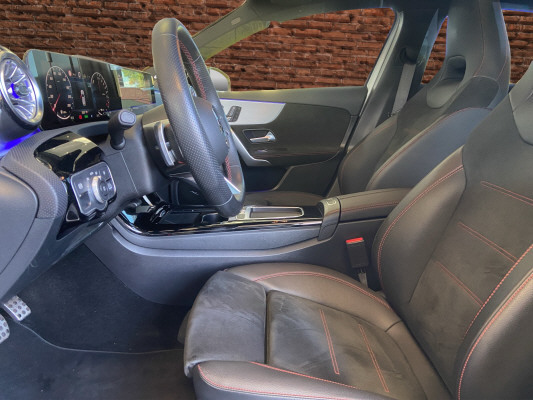MERCEDES-BENZ A 250 e 8G-DCT-image-10