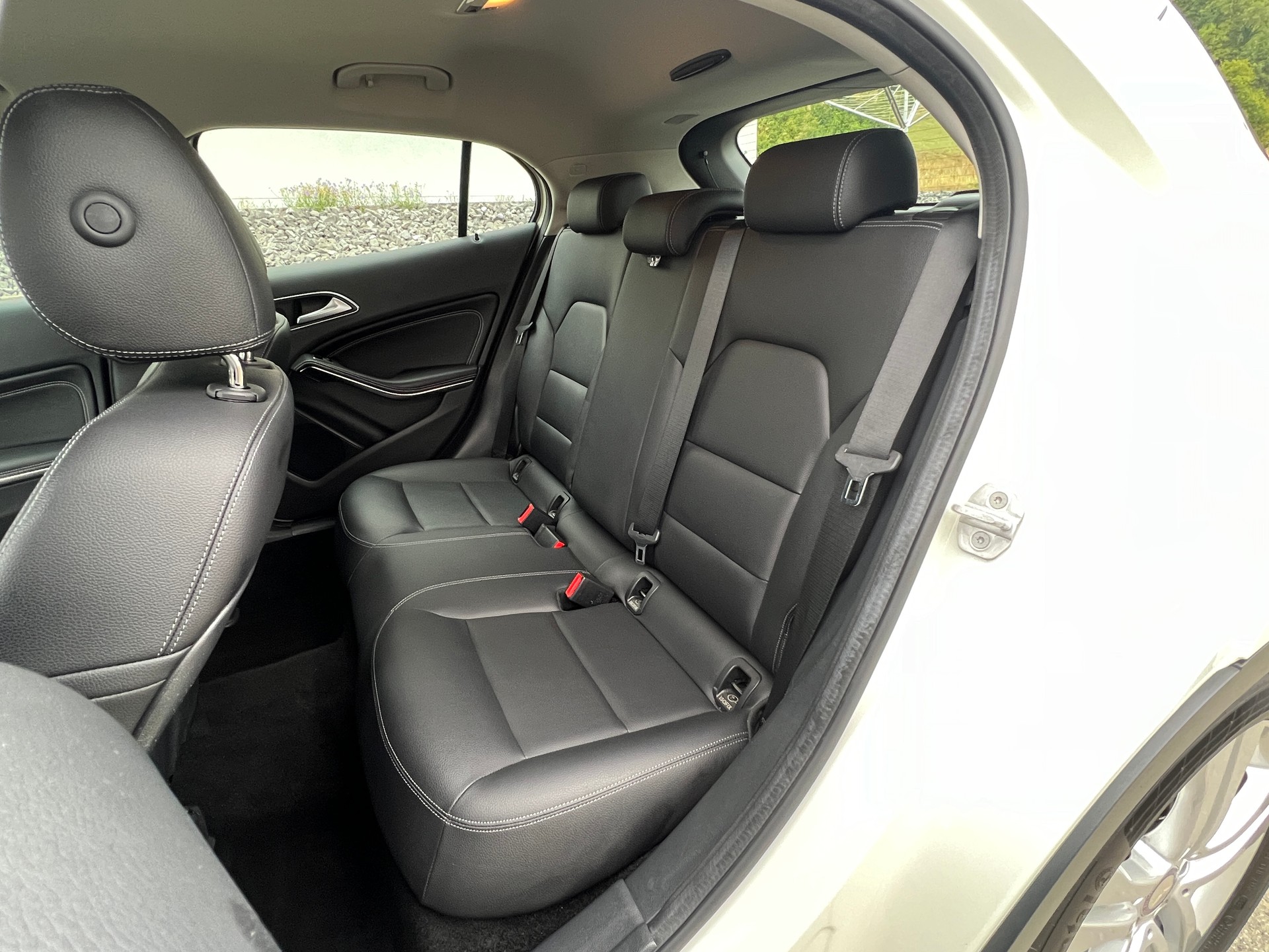 MERCEDES-BENZ GLA 200 CDI Urban 4Matic 7G-DCT-image-9