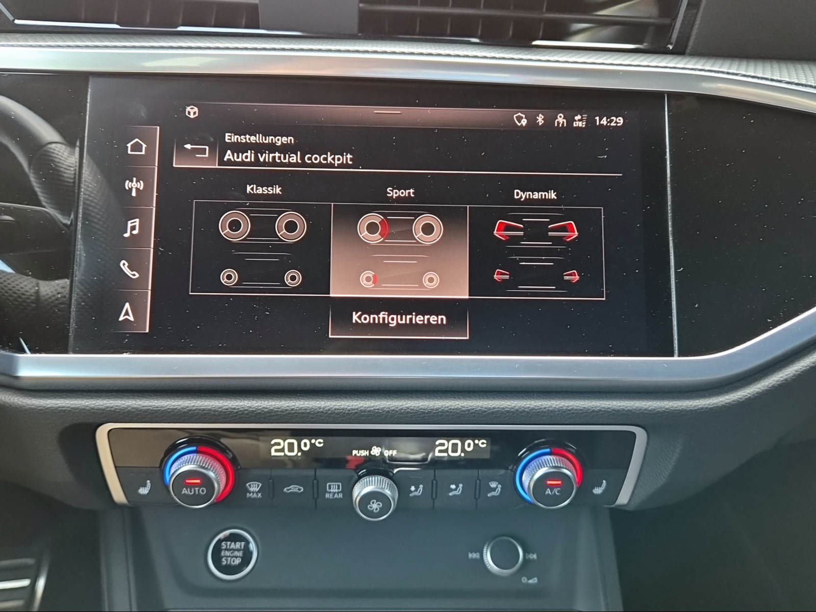AUDI audi Q3 35 TFSI S line Attraction S-tronic Mythosschwarz Metallic-image-14