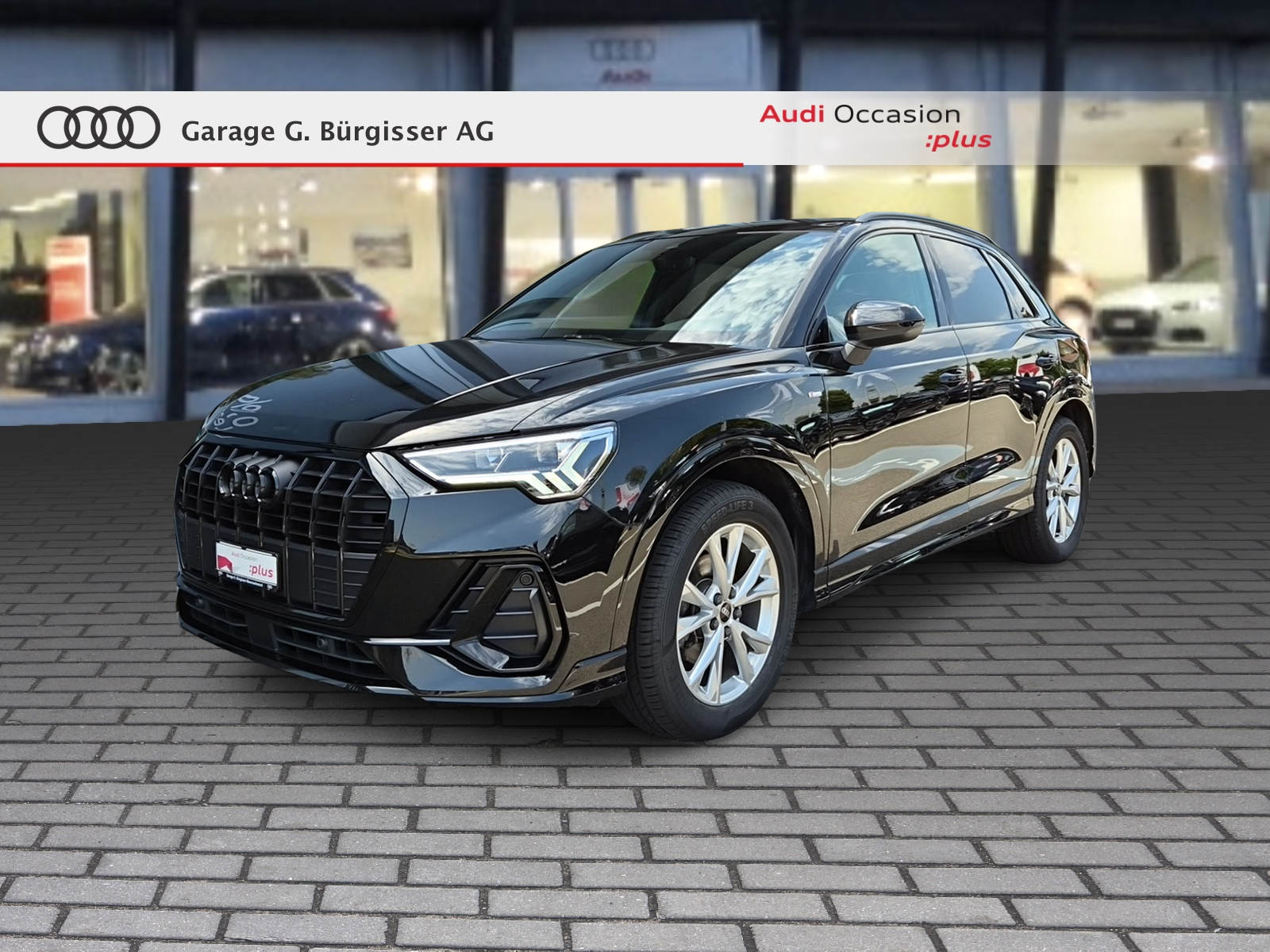 AUDI audi Q3 35 TFSI S line Attraction S-tronic Mythosschwarz Metallic-image-0