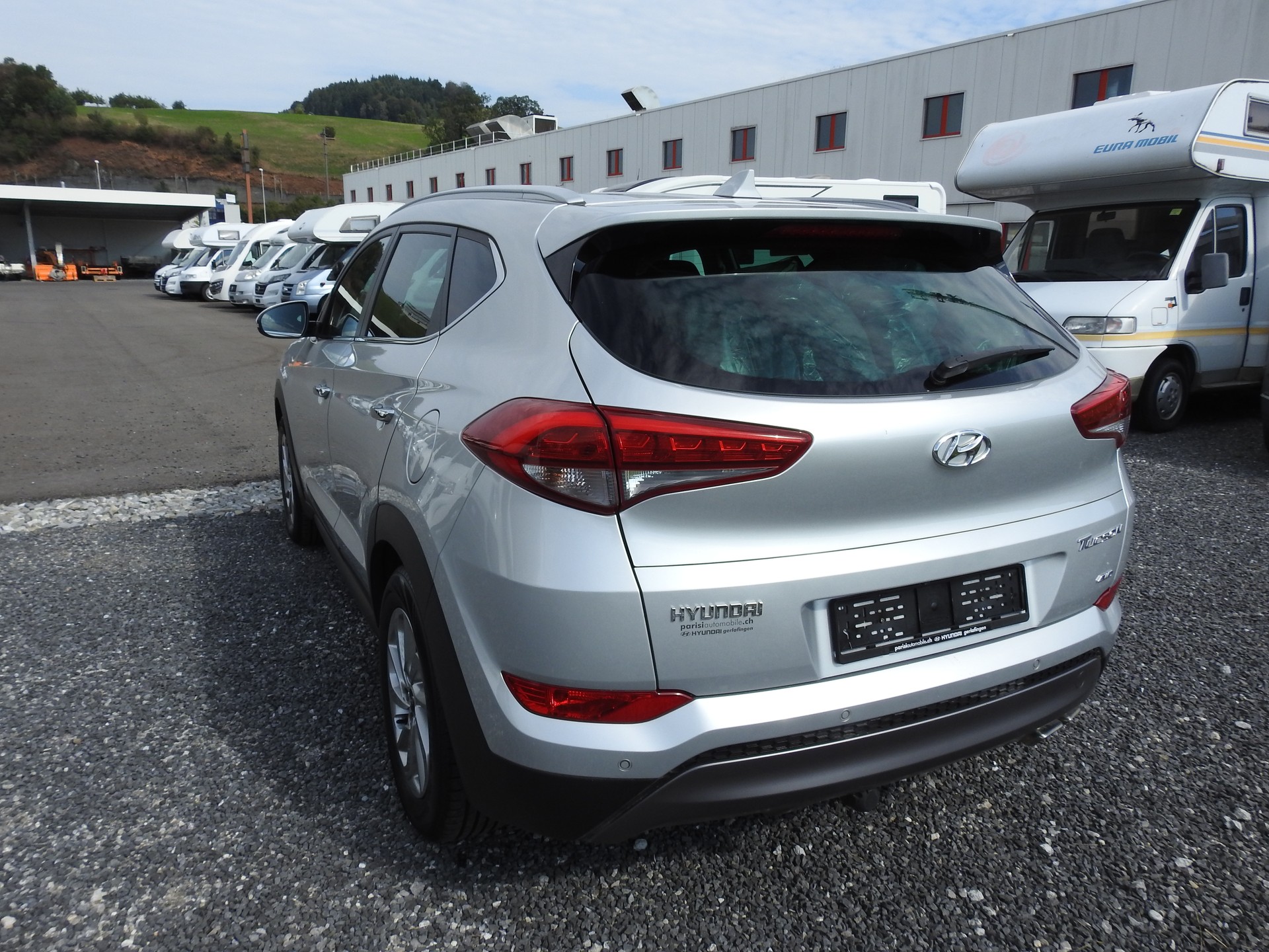 HYUNDAI Tucson 2.0 CRDI Plena 4WD Automatic-image-3