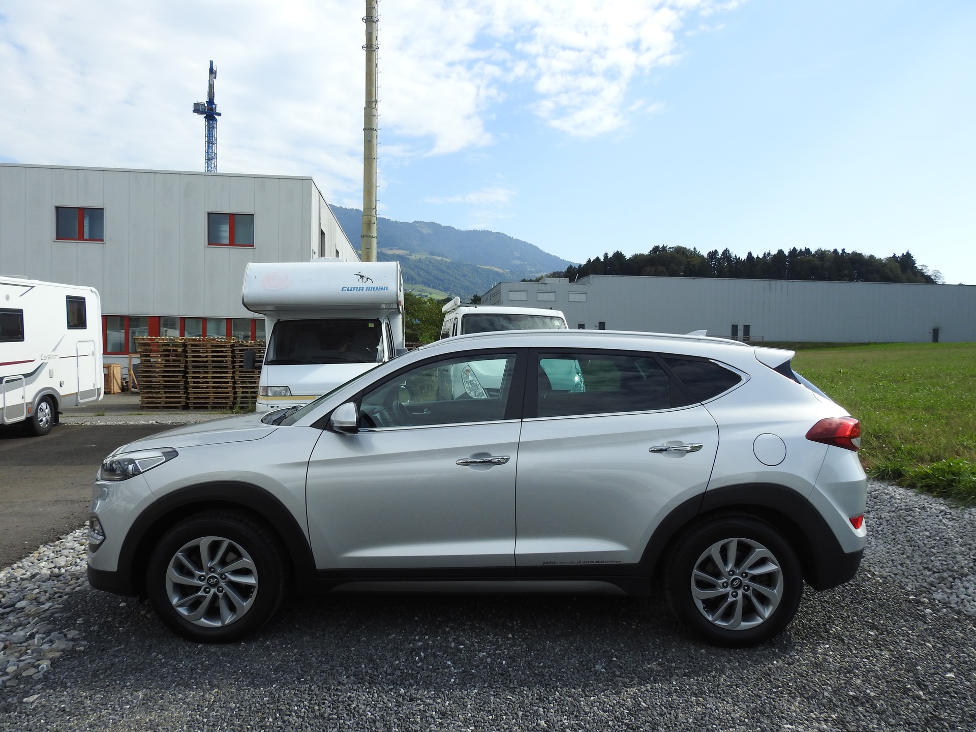 HYUNDAI Tucson 2.0 CRDI Plena 4WD Automatic-image-2