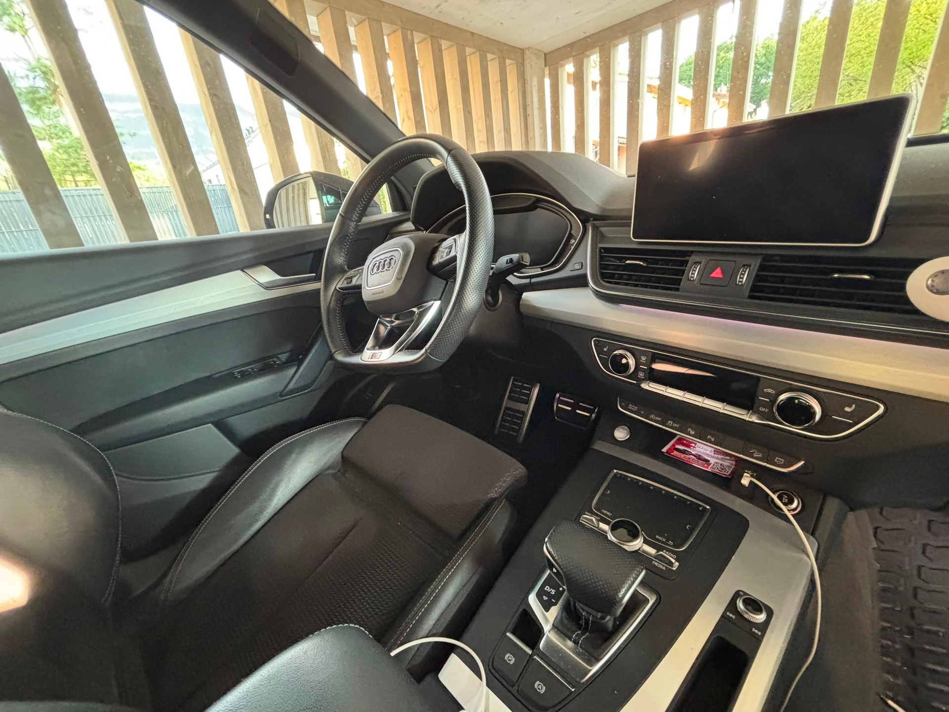 AUDI 2.0 45 TFSI Sport qu. S-Tronic-image-4