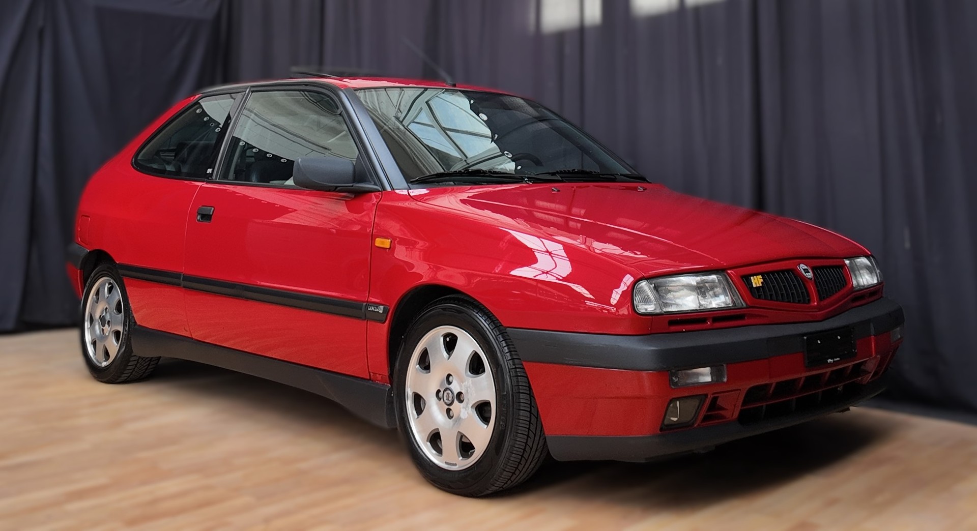 LANCIA Delta HPE 2.0 16V HF TURBO