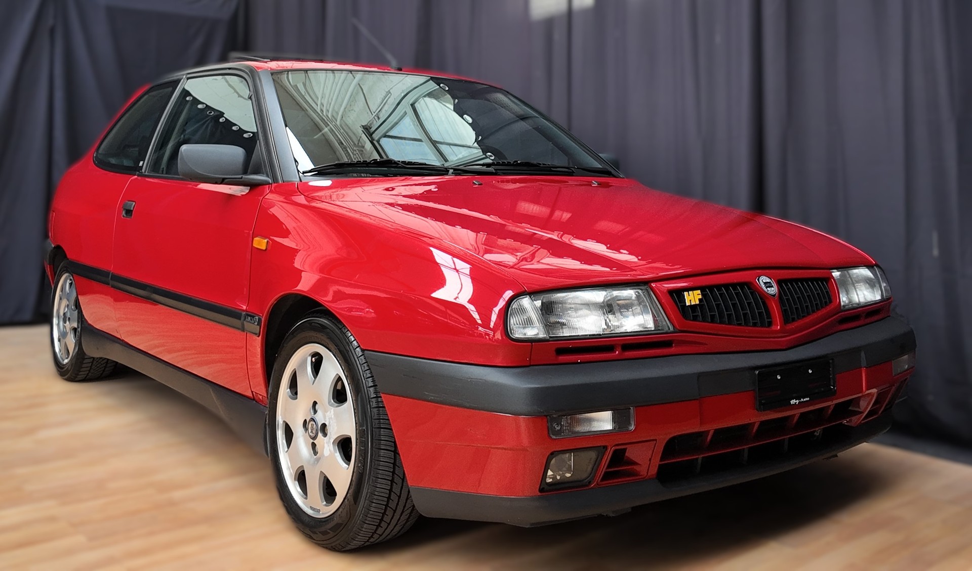 LANCIA Delta HPE 2.0 16V HF TURBO-image-1