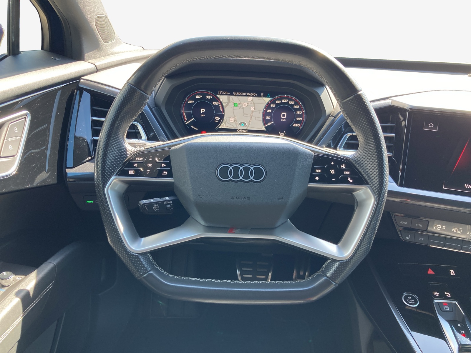 AUDI Q4 e-tron 50 quattro-image-9