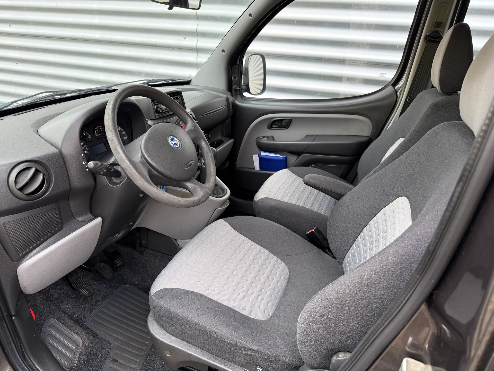 FIAT Doblò 1.9 JTD Dynamic-image-14