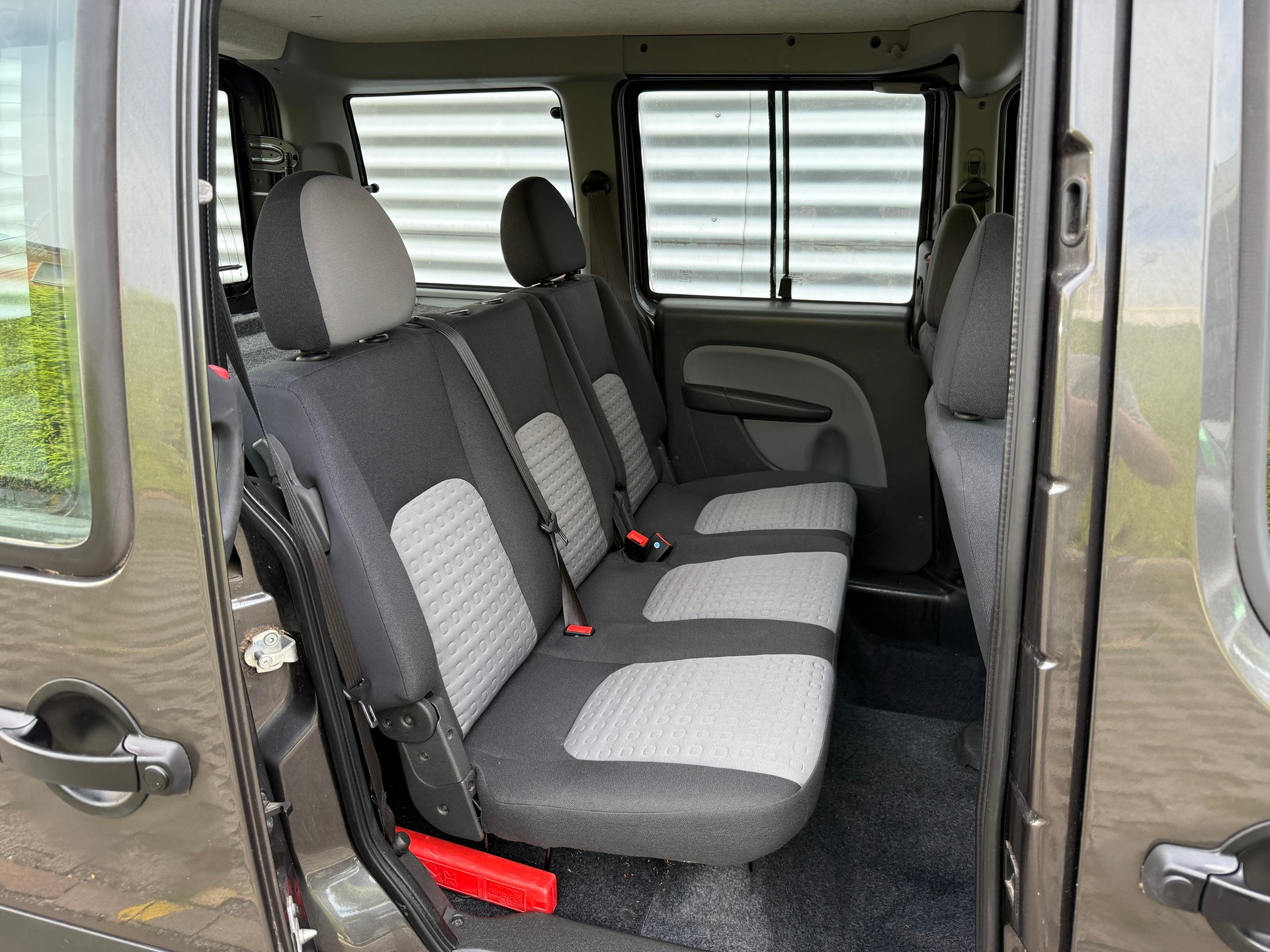 FIAT Doblò 1.9 JTD Dynamic-image-8