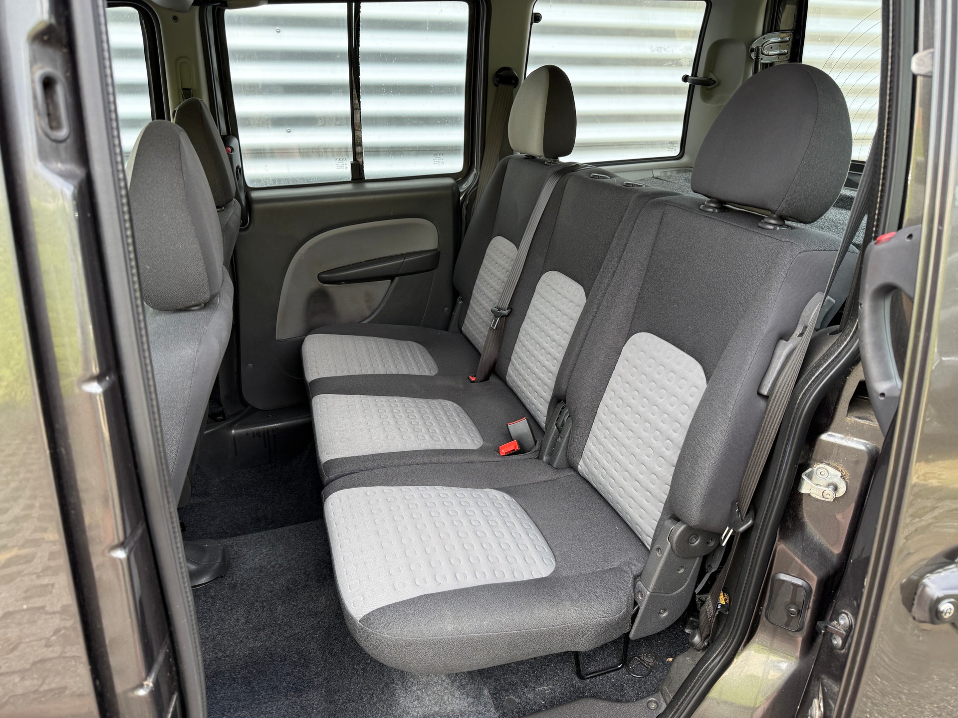 FIAT Doblò 1.9 JTD Dynamic-image-4