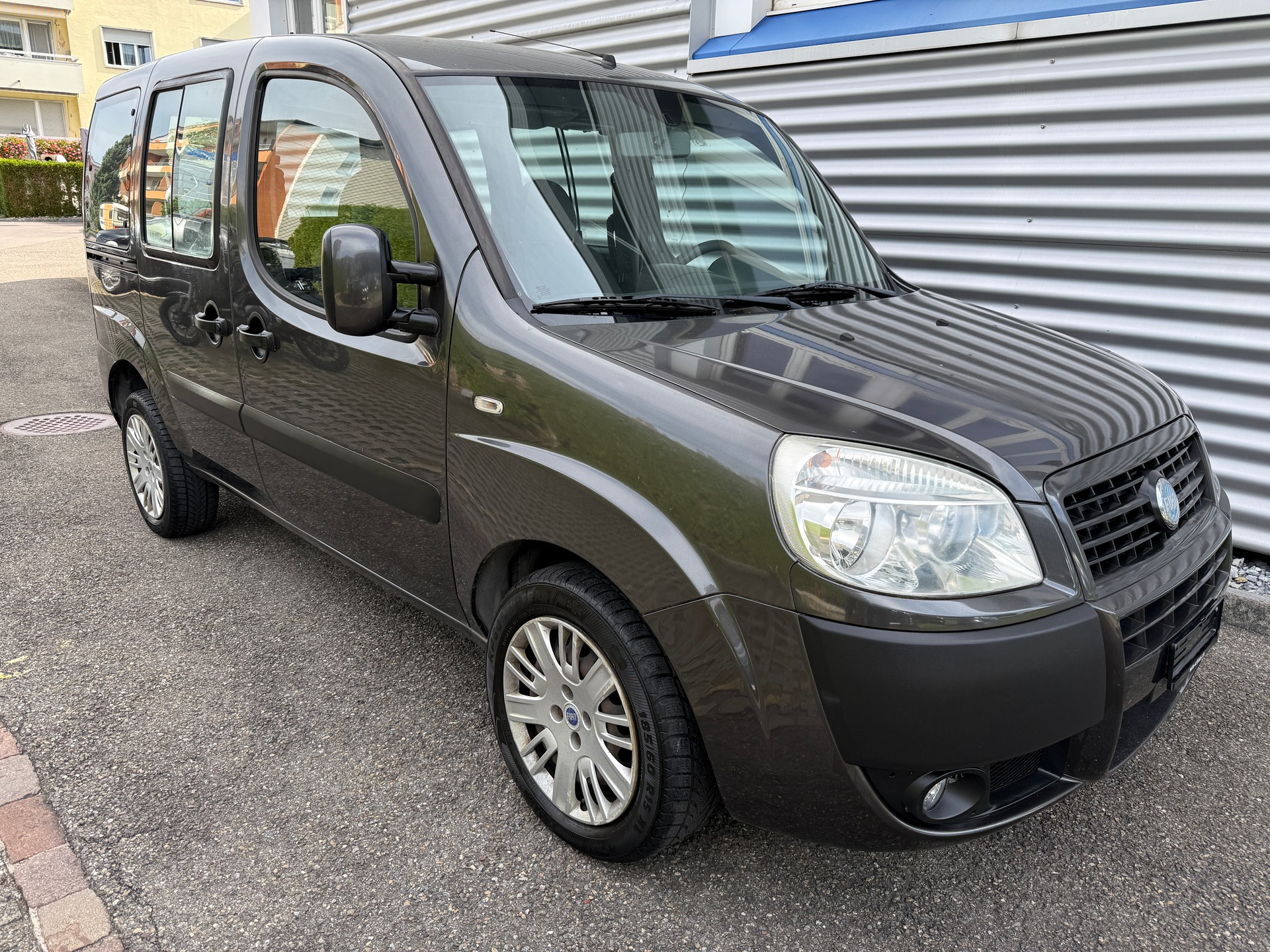 FIAT Doblò 1.9 JTD Dynamic-image-11