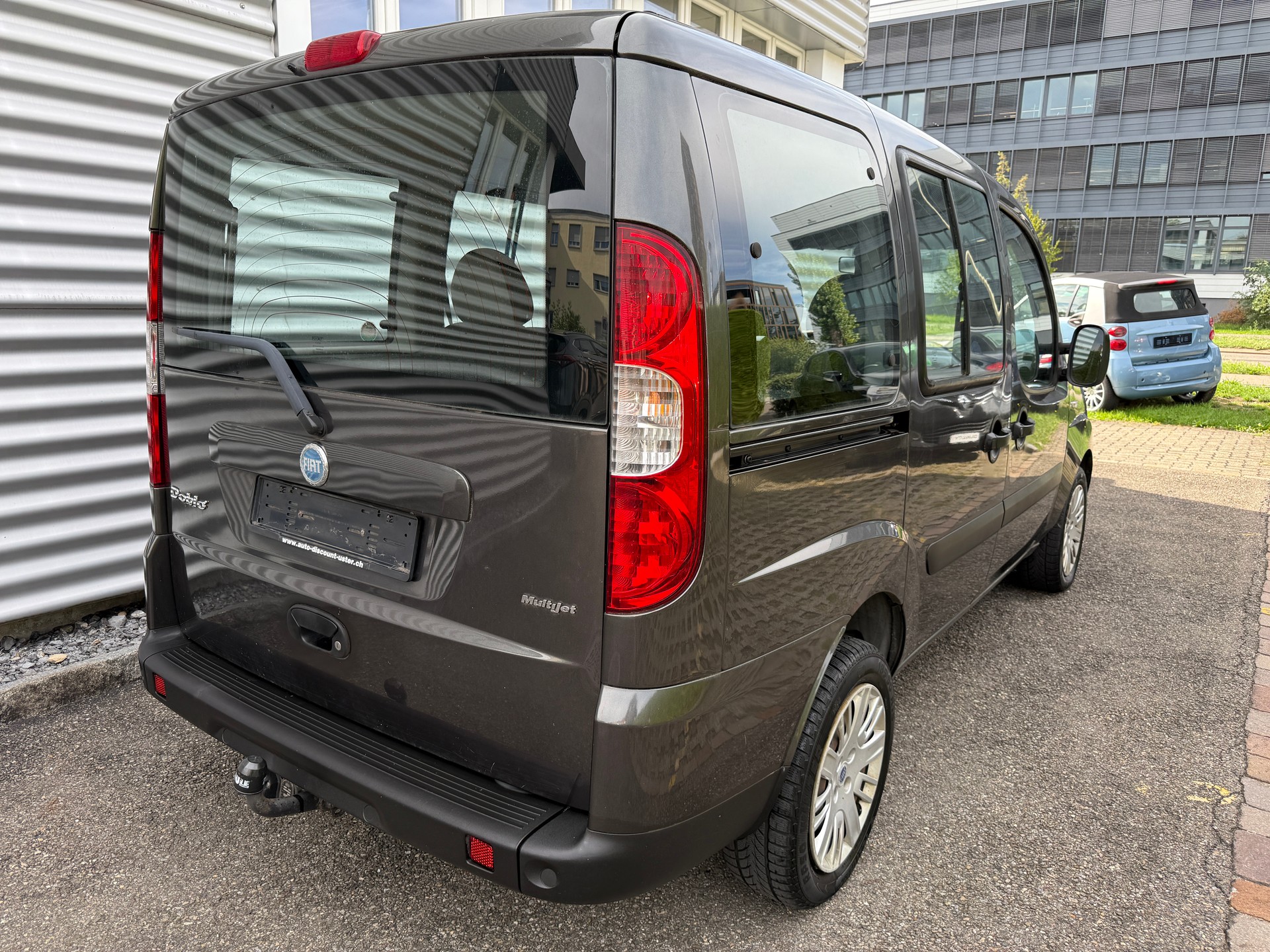 FIAT Doblò 1.9 JTD Dynamic-image-12