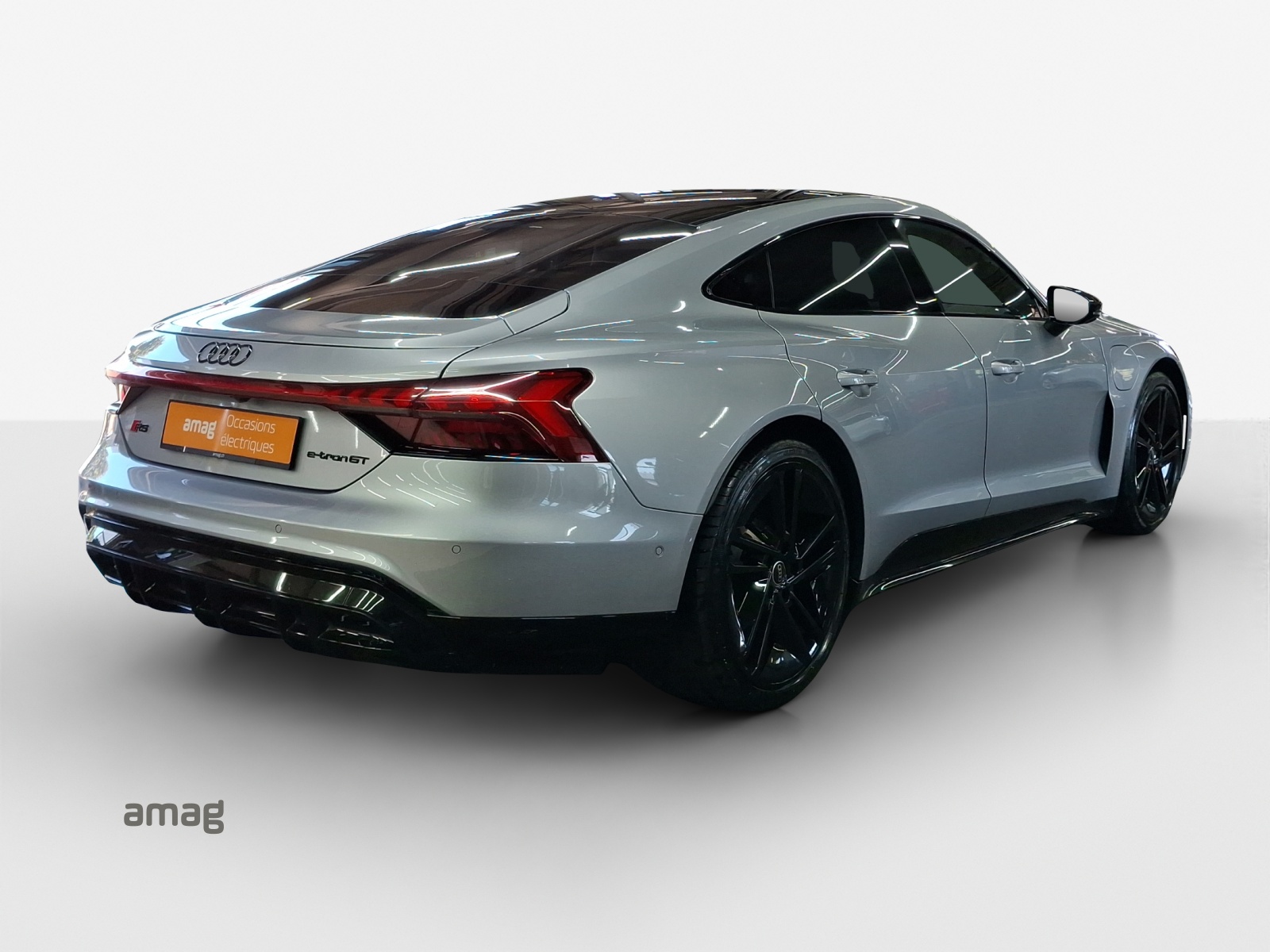 AUDI RS e-tron GT quattro-image-5