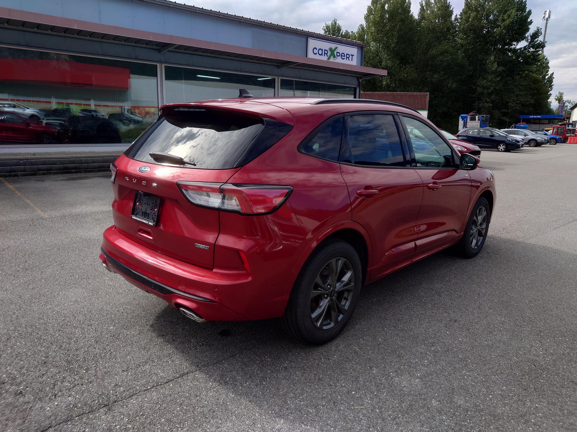 FORD Kuga 2.5 Plug-in Hybrid ST-Line X-showroom-element-3