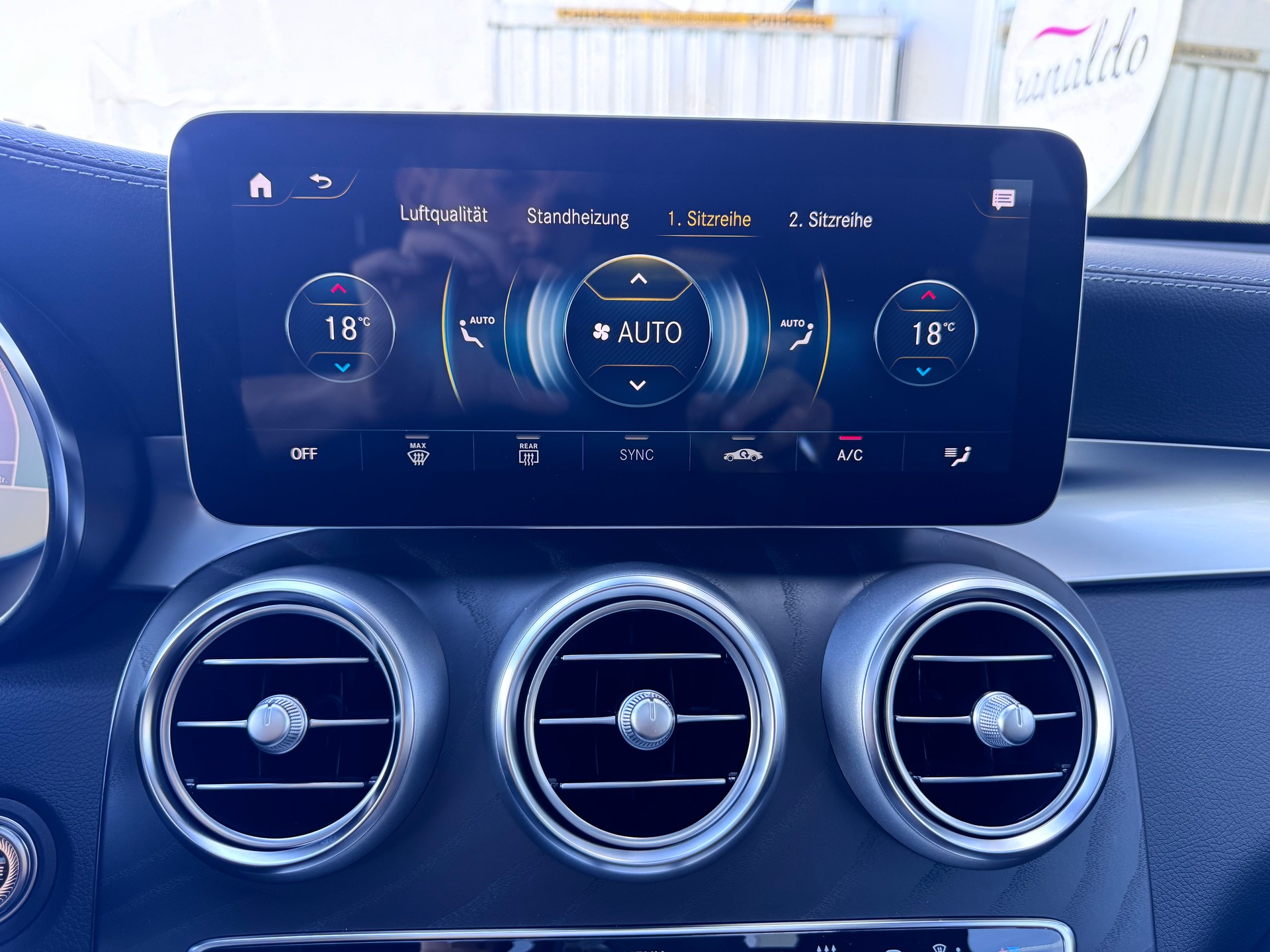 MERCEDES-BENZ GLC Coupé 400 d AMG-SPORTPAKET4x4 9G-Tronic+PANORAMA+ACC+LUFTFEDERUNG+STANDHEIZUNG+AHK 2'500KG+TRITTBRETTER+20"ALU+Winterräder+-image-29