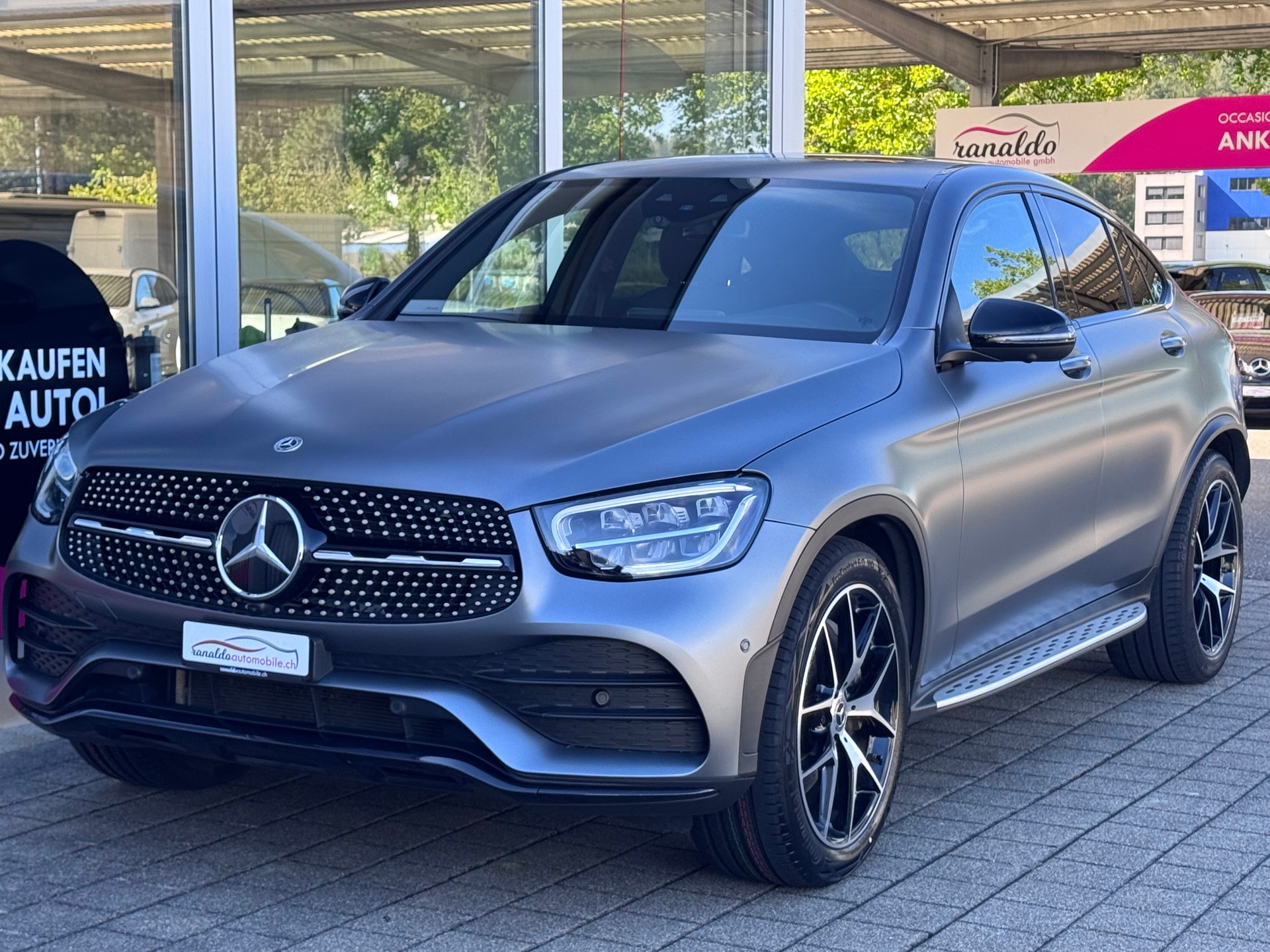 MERCEDES-BENZ GLC Coupé 400 d AMG-SPORTPAKET4x4 9G-Tronic+PANORAMA+ACC+LUFTFEDERUNG+STANDHEIZUNG+AHK 2'500KG+TRITTBRETTER+20"ALU+Winterräder+-showroom-element-1