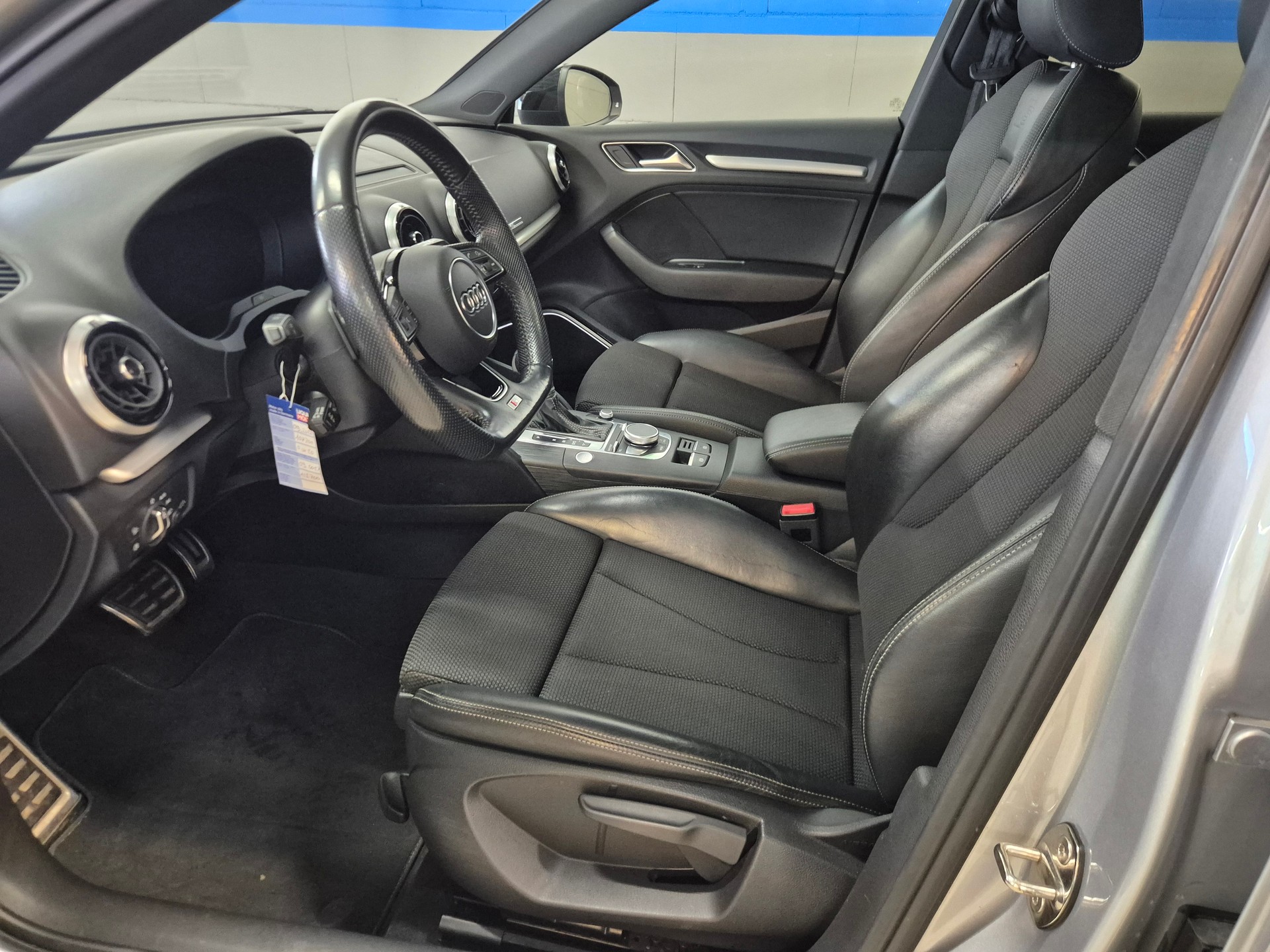 AUDI A3 Sportback 35 TFSI Sport S-LINE S-tronic-image-6