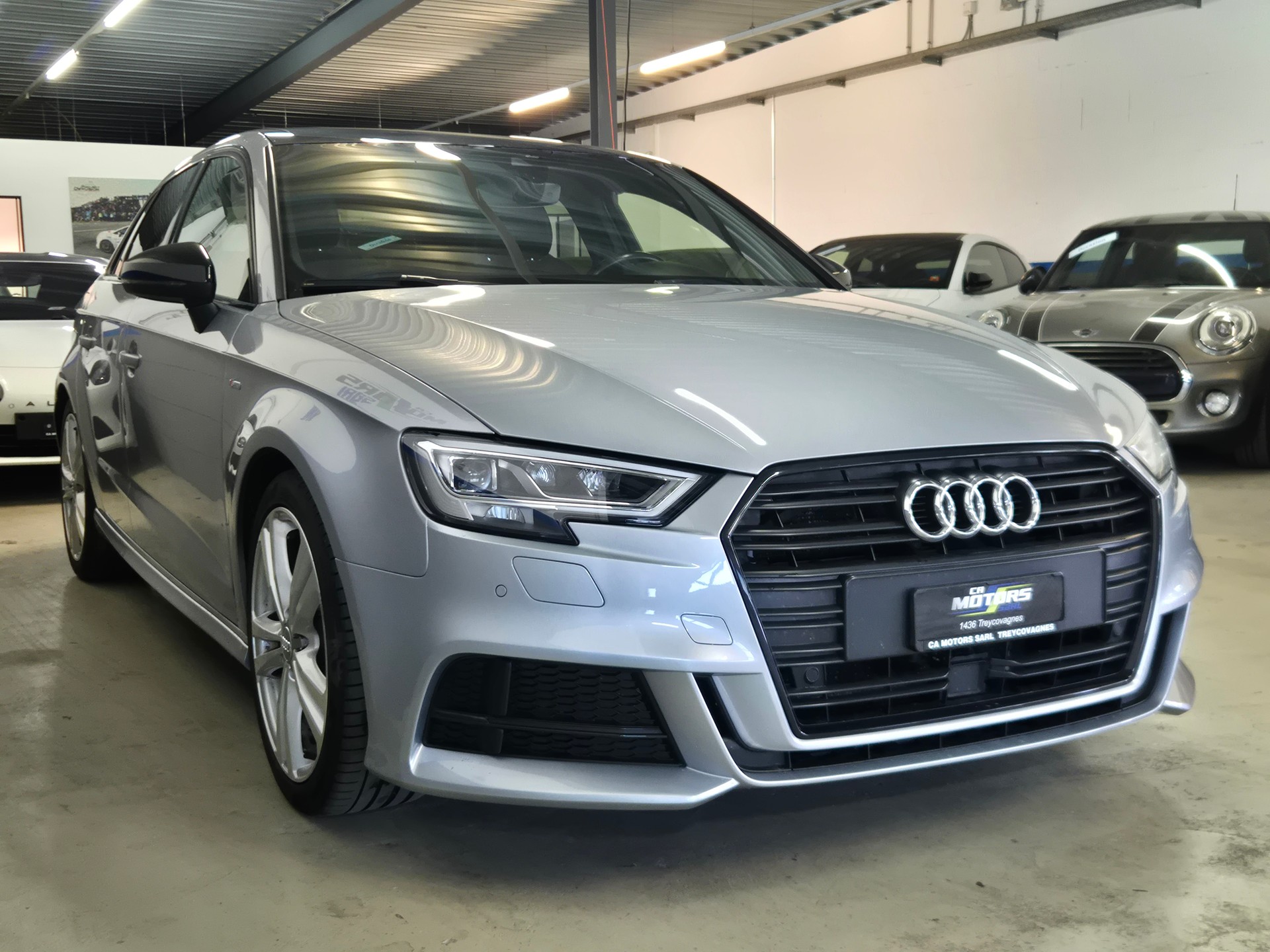AUDI A3 Sportback 35 TFSI Sport S-LINE S-tronic-image-3
