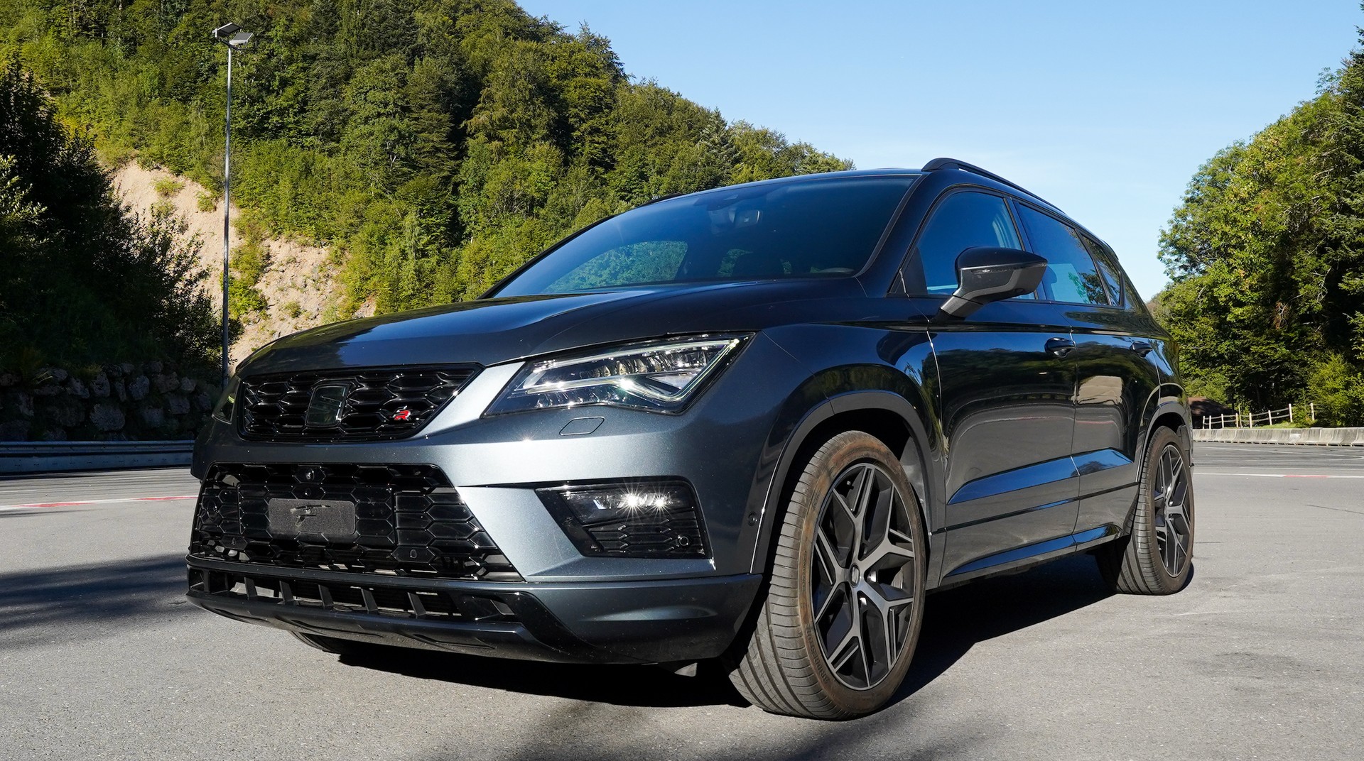 SEAT 2.0 TSI Swiss FR 4Drive DSG-image-3