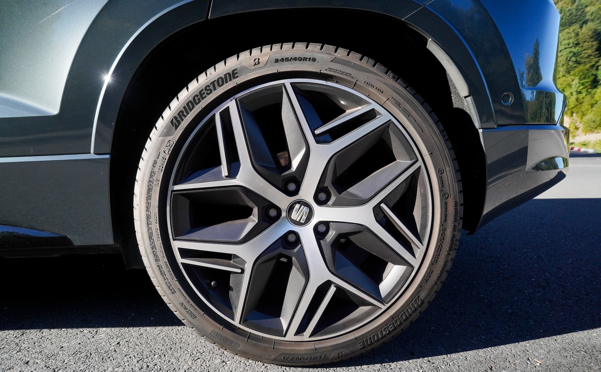 SEAT 2.0 TSI Swiss FR 4Drive DSG-image-4