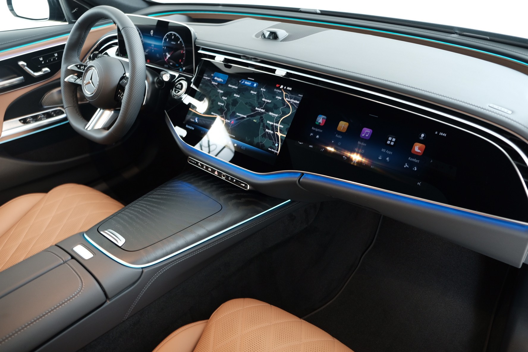 MERCEDES-BENZ E 450 d AMG Line 4matic S214-image-5