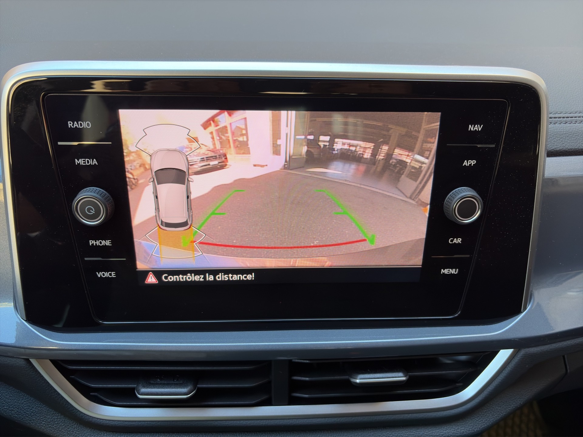 VW T-Roc 2.0 TSI Style DSG 4Motion-image-22