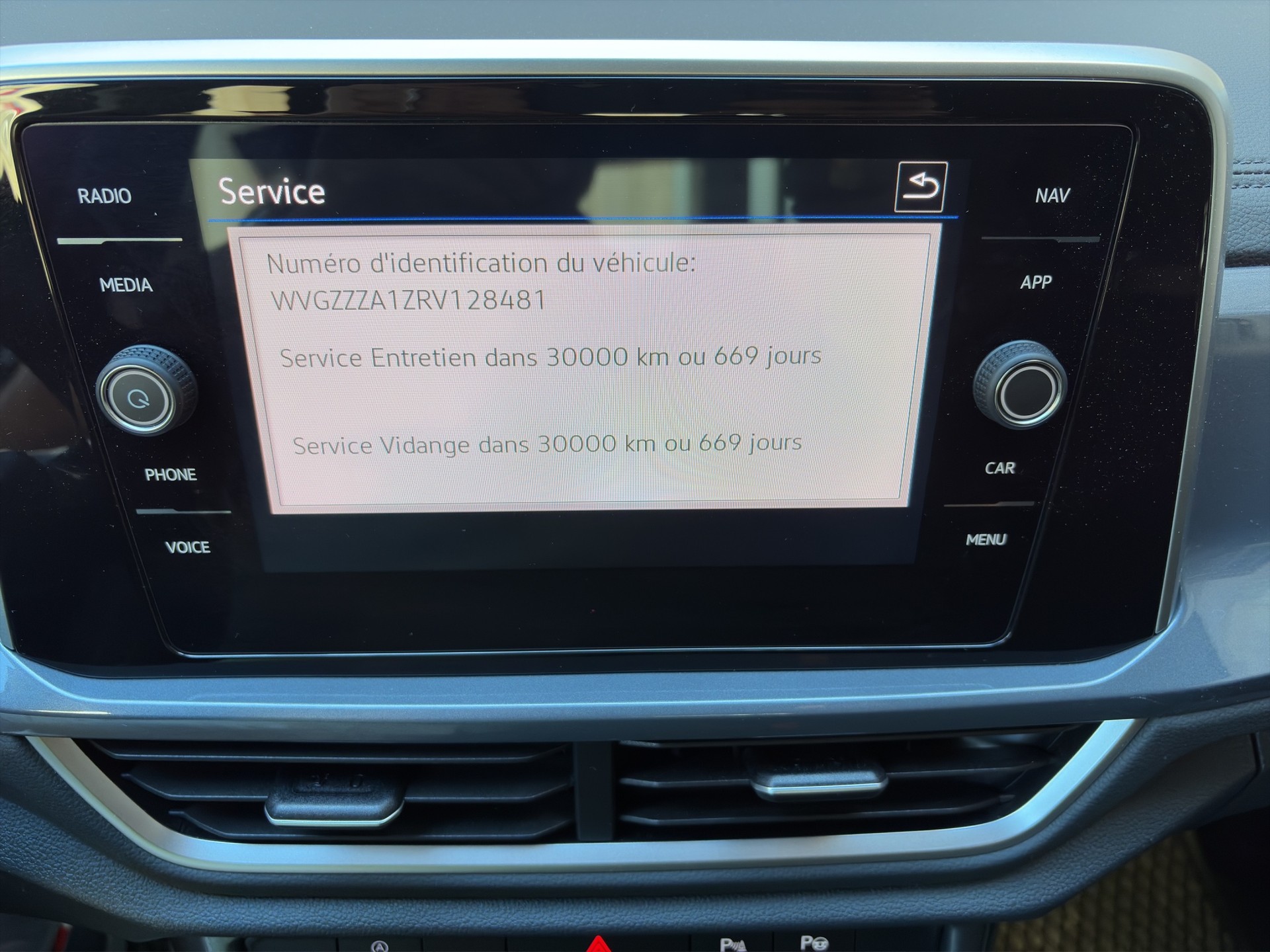 VW T-Roc 2.0 TSI Style DSG 4Motion-image-21