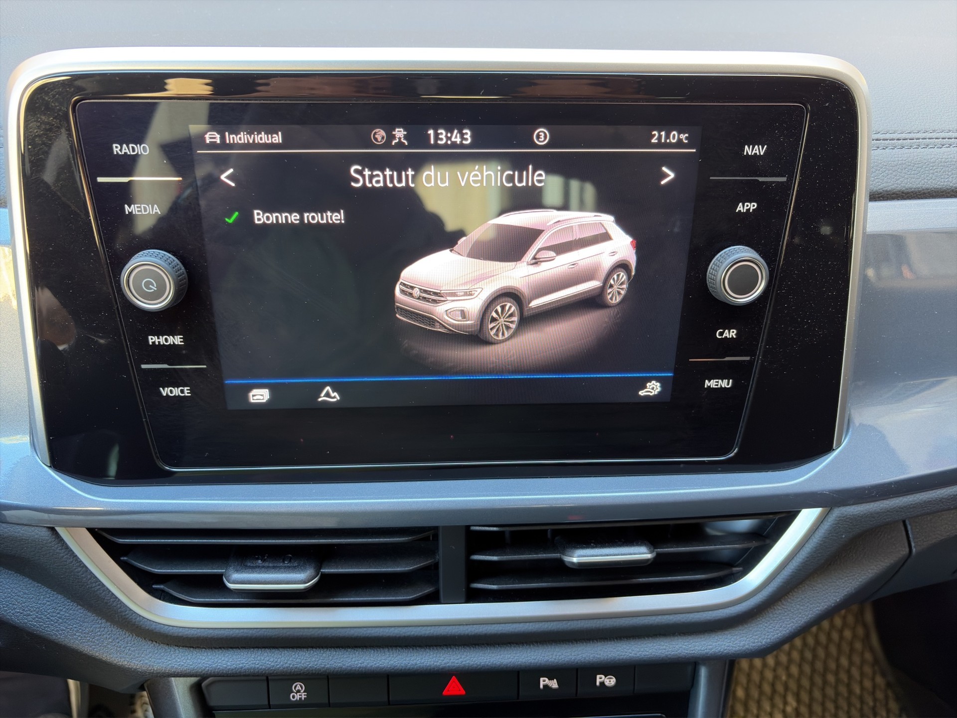 VW T-Roc 2.0 TSI Style DSG 4Motion-image-24