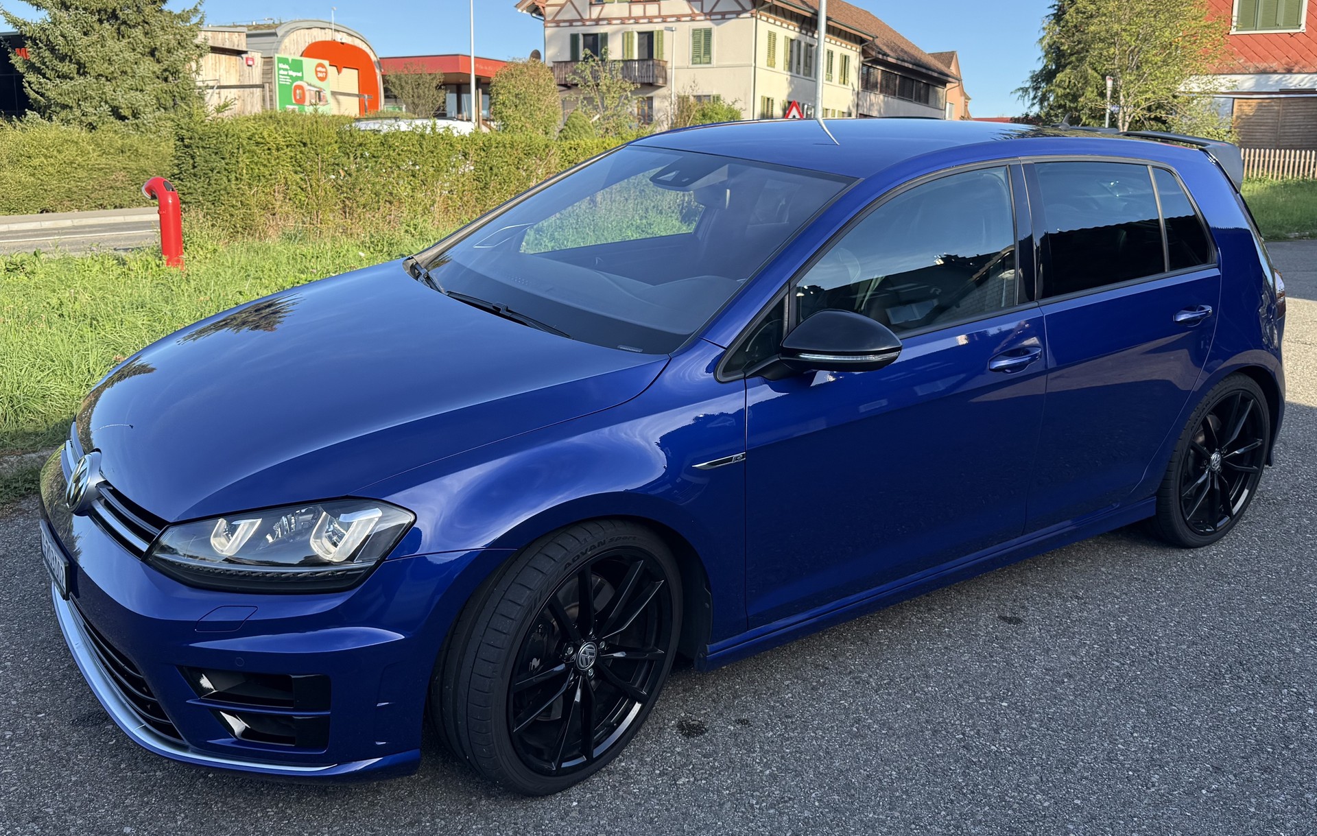 VW Golf 2.0 TSI R 4Motion DSG-image-5