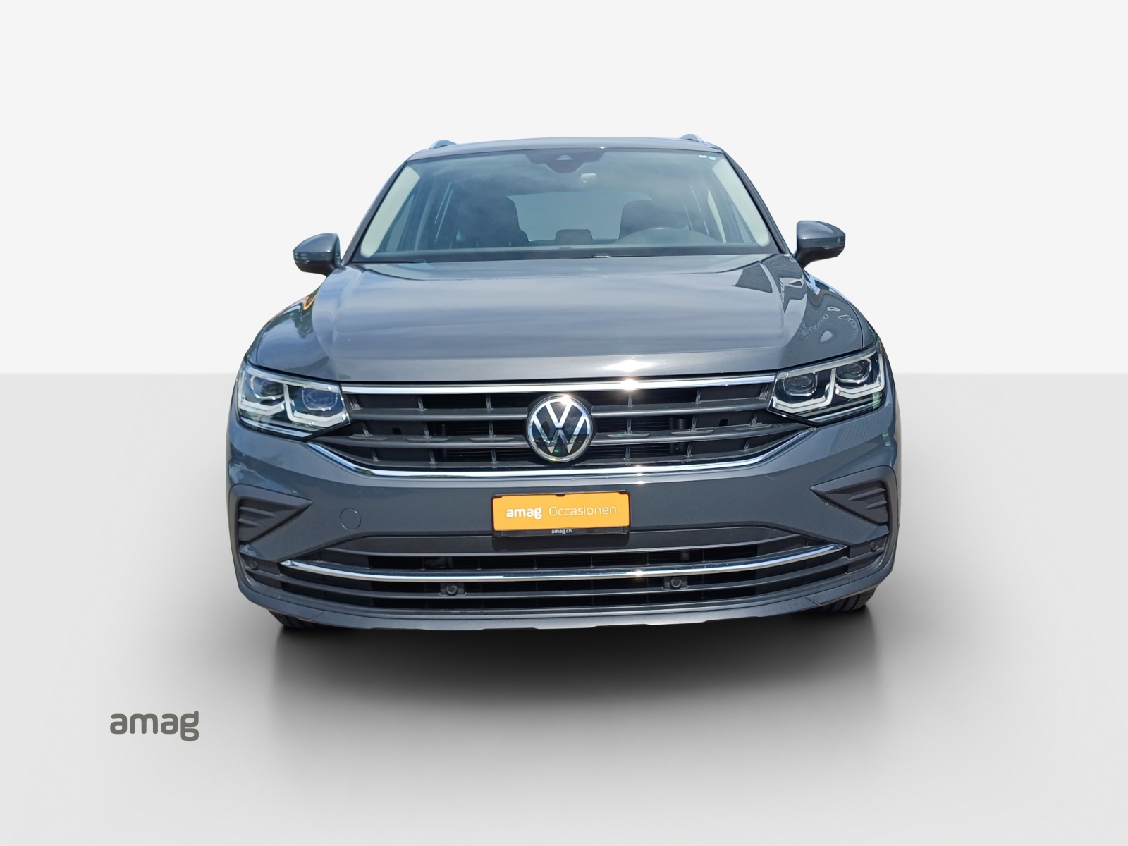 VW Tiguan 2.0 TDI SCR Life 4Motion DSG-image-6